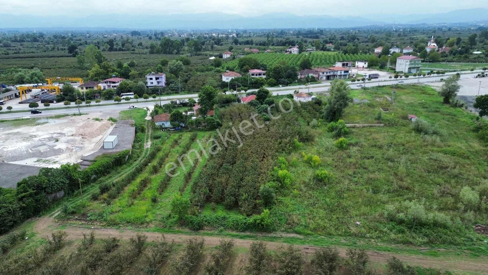 Deka Gayrimenkul'den Helvacılı'da 18.896 M² Yola Cephe Tarla - Görsel 10