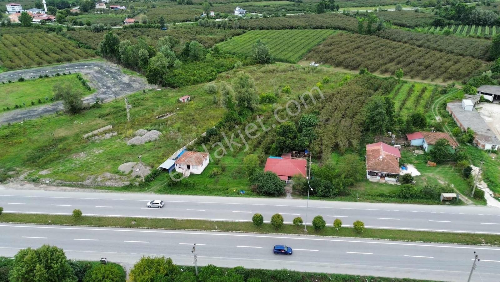 Deka Gayrimenkul'den Helvacılı'da 18.896 M² Yola Cephe Tarla - Görsel 16