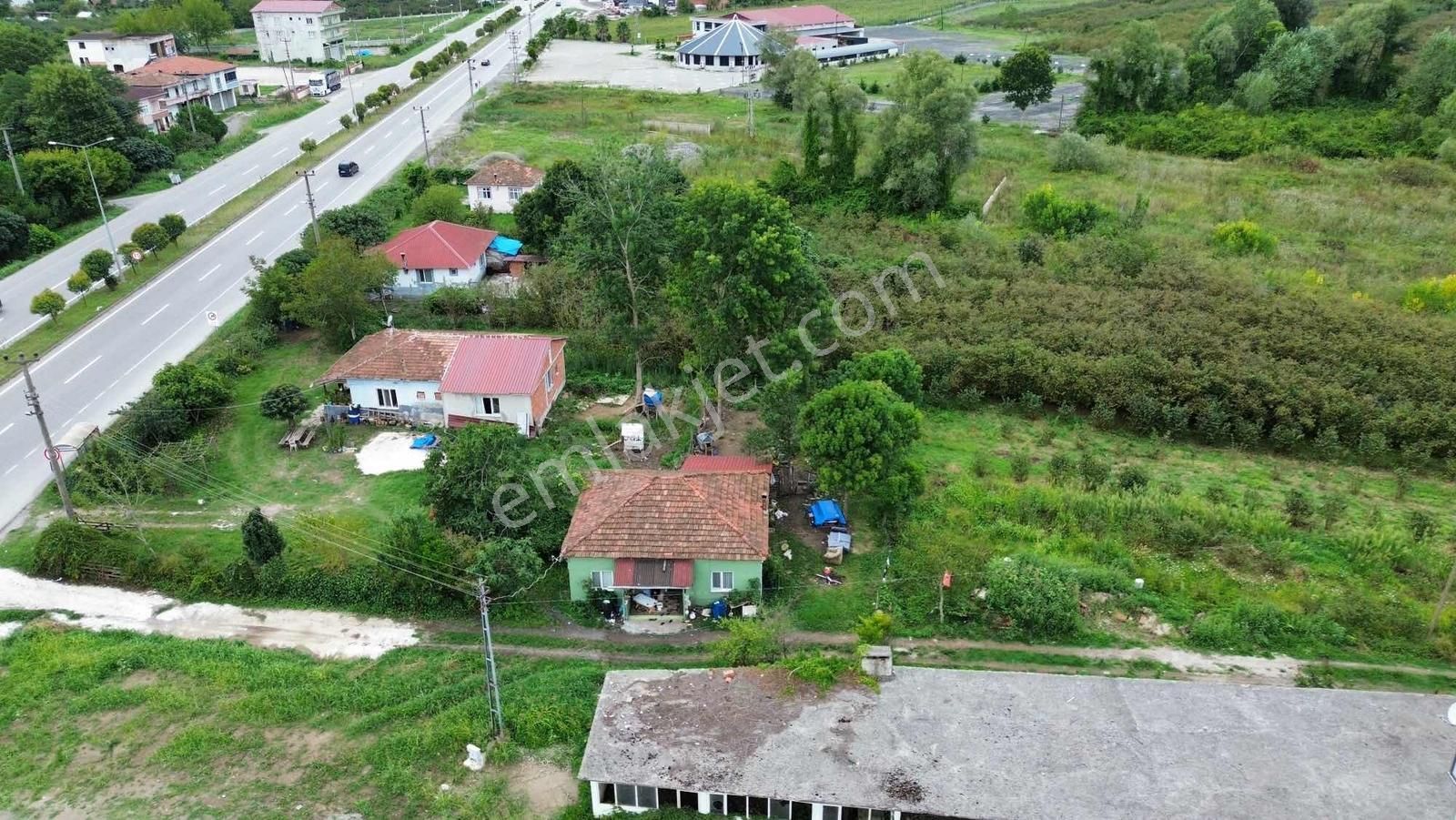 Deka Gayrimenkul'den Helvacılı'da 18.896 M² Yola Cephe Tarla - Görsel 9