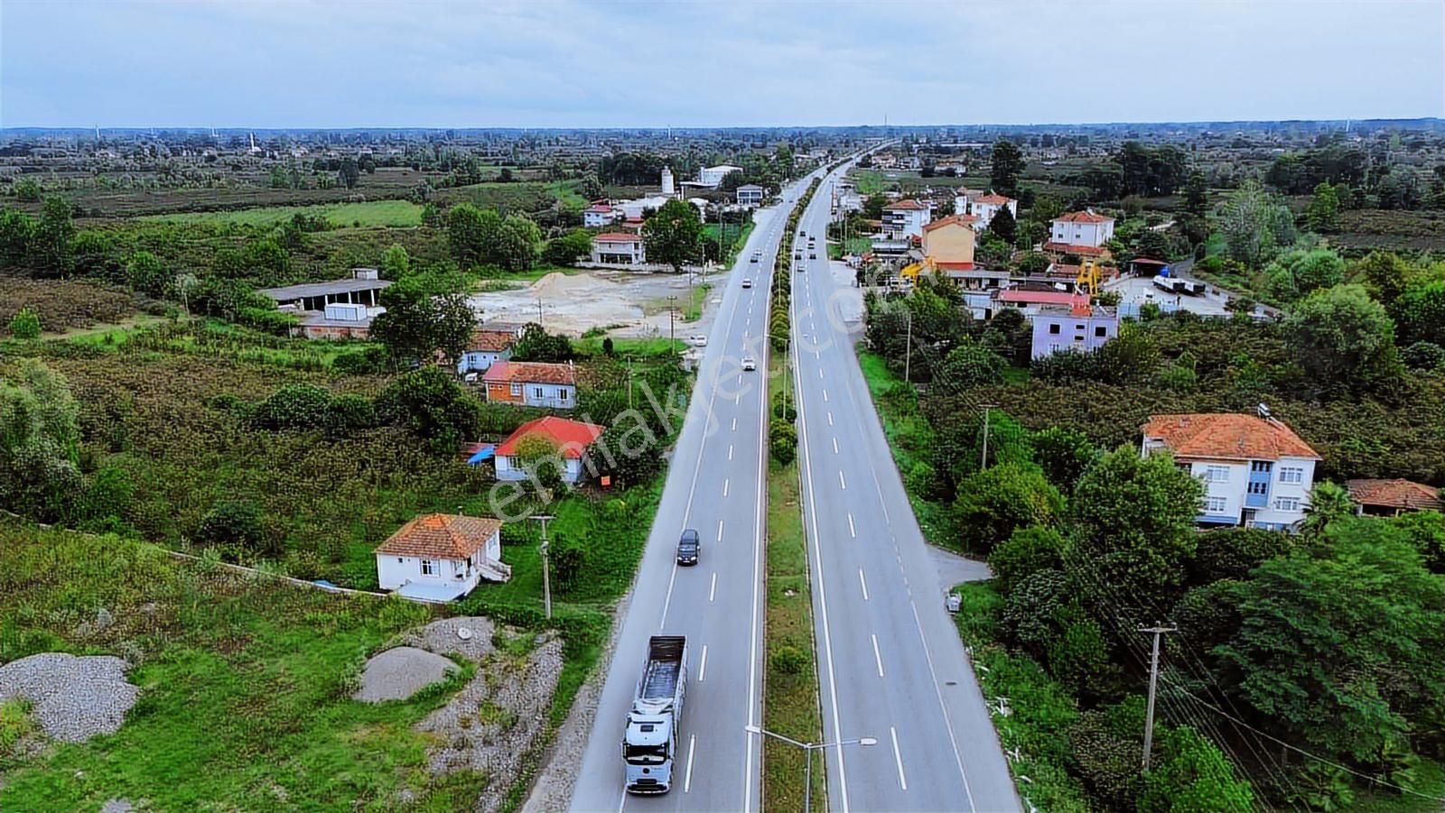 Deka Gayrimenkul'den Helvacılı'da 18.896 M² Yola Cephe Tarla - Görsel 13