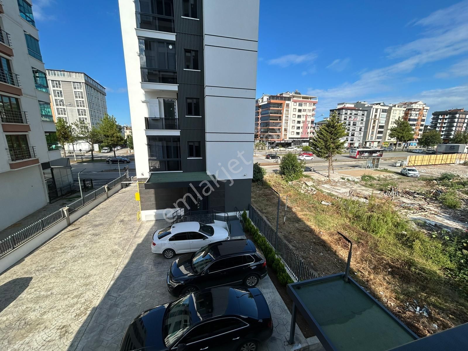 Deka Gayrimenkul'den 2+1 Atatürk Bulvarına Cephe Site İçi Daire - Görsel 21