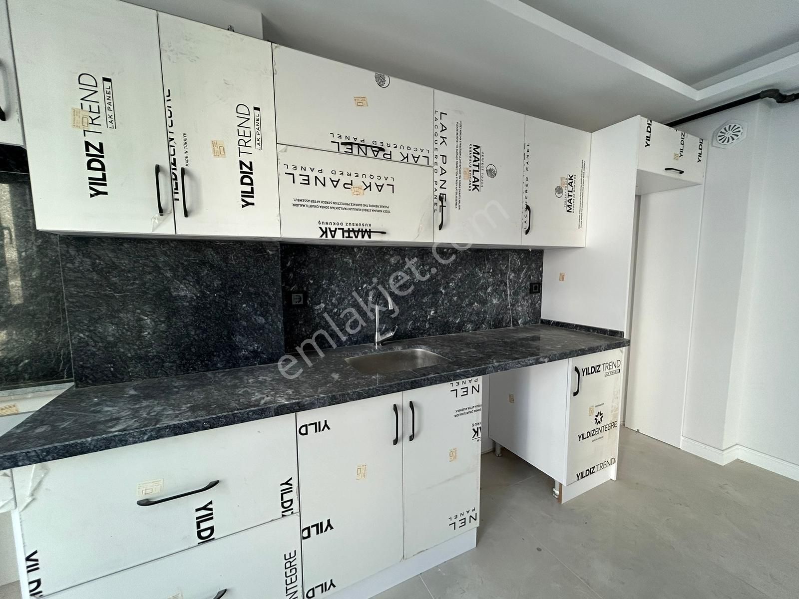 Deka Gayrimenkul'den 2+1 Atatürk Bulvarına Cephe Site İçi Daire - Görsel 27