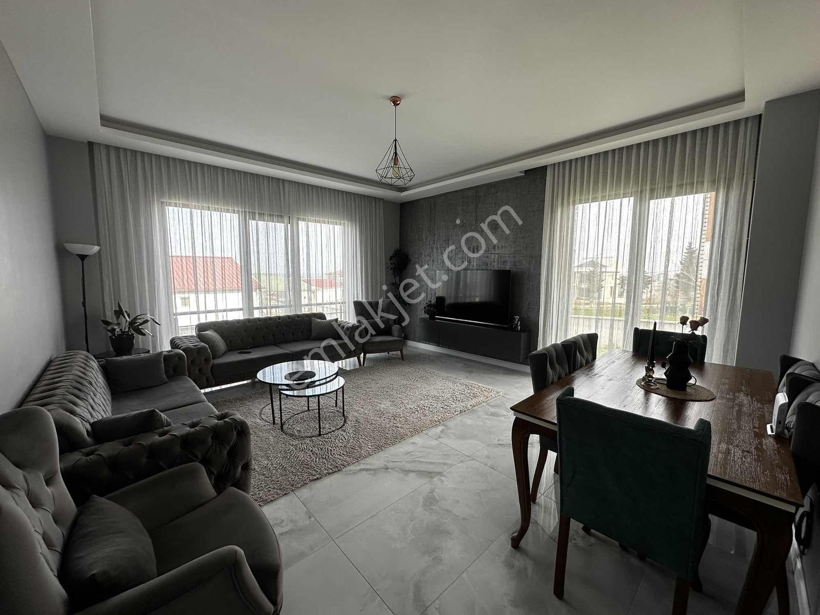 Deka Gayrimenkul'den Çatalçam Satılık Deniz Manzaralı 4+1 Villa - Görsel 11