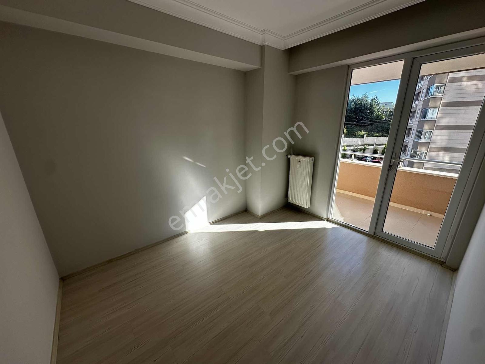 Deka Gayrimenkul'den Havuzlu Siteiçi Kiralık 2+1 Arakat Daire - Görsel 19
