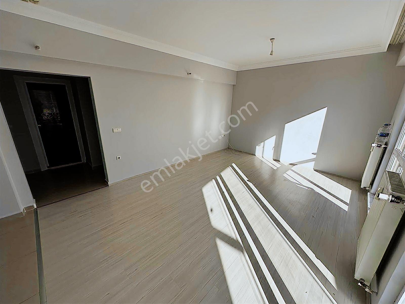 Deka Gayrimenkul'den Havuzlu Siteiçi Kiralık 2+1 Arakat Daire - Görsel 20