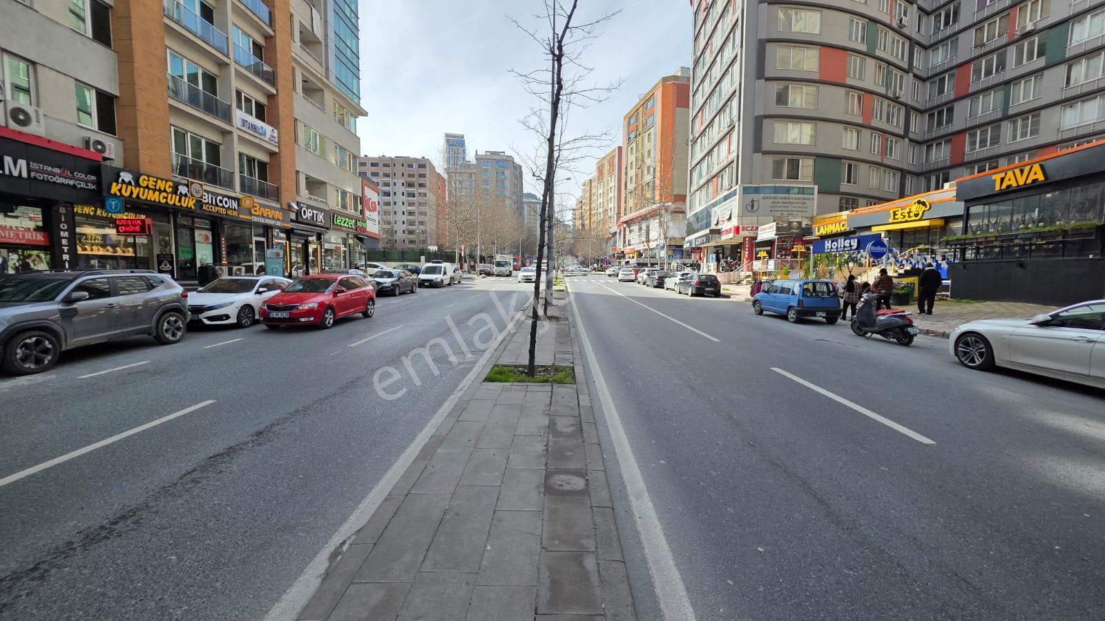 Esenyurt Piri Reis Marmara Residence 6. Kat Kiralık 2+1 Arakat - Görsel 24