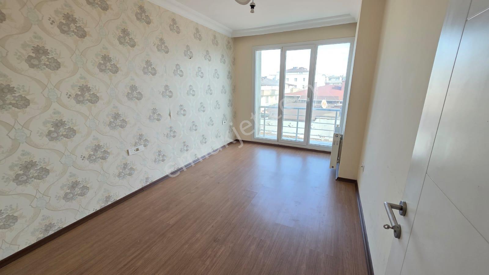 Esenyurt Piri Reis Marmara Residence 6. Kat Kiralık 2+1 Arakat - Görsel 13