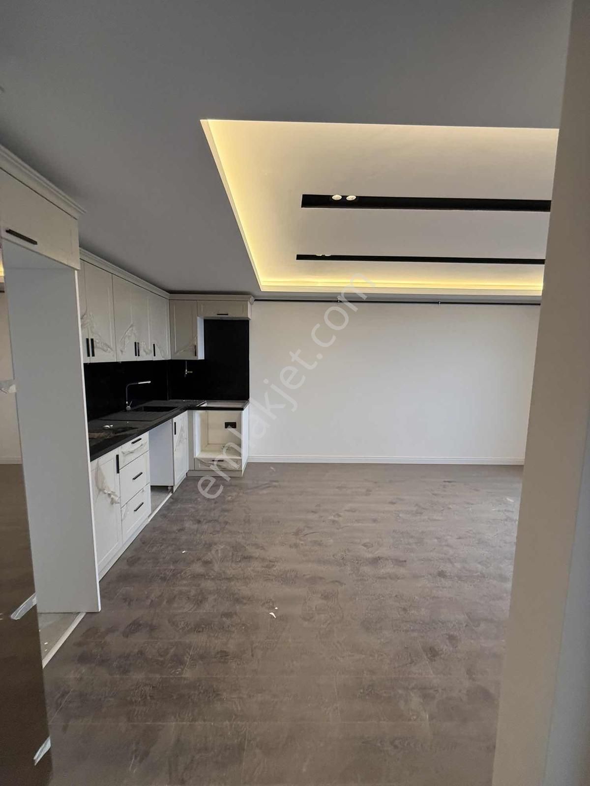 Deka Gayrimenkul'den Körfez Mah. Havuzlu Sitede Satılık 1+1 - Görsel 20