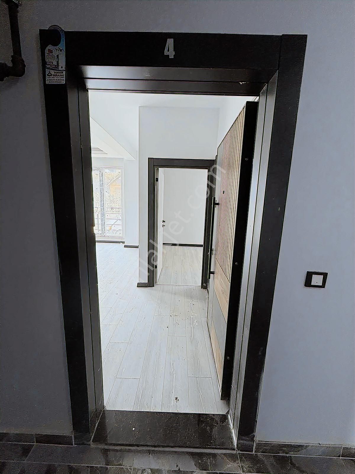 Deka Gayrimenkul'den Körfez Mah. Fırsat Satılık 1+1 Daire - Görsel 19