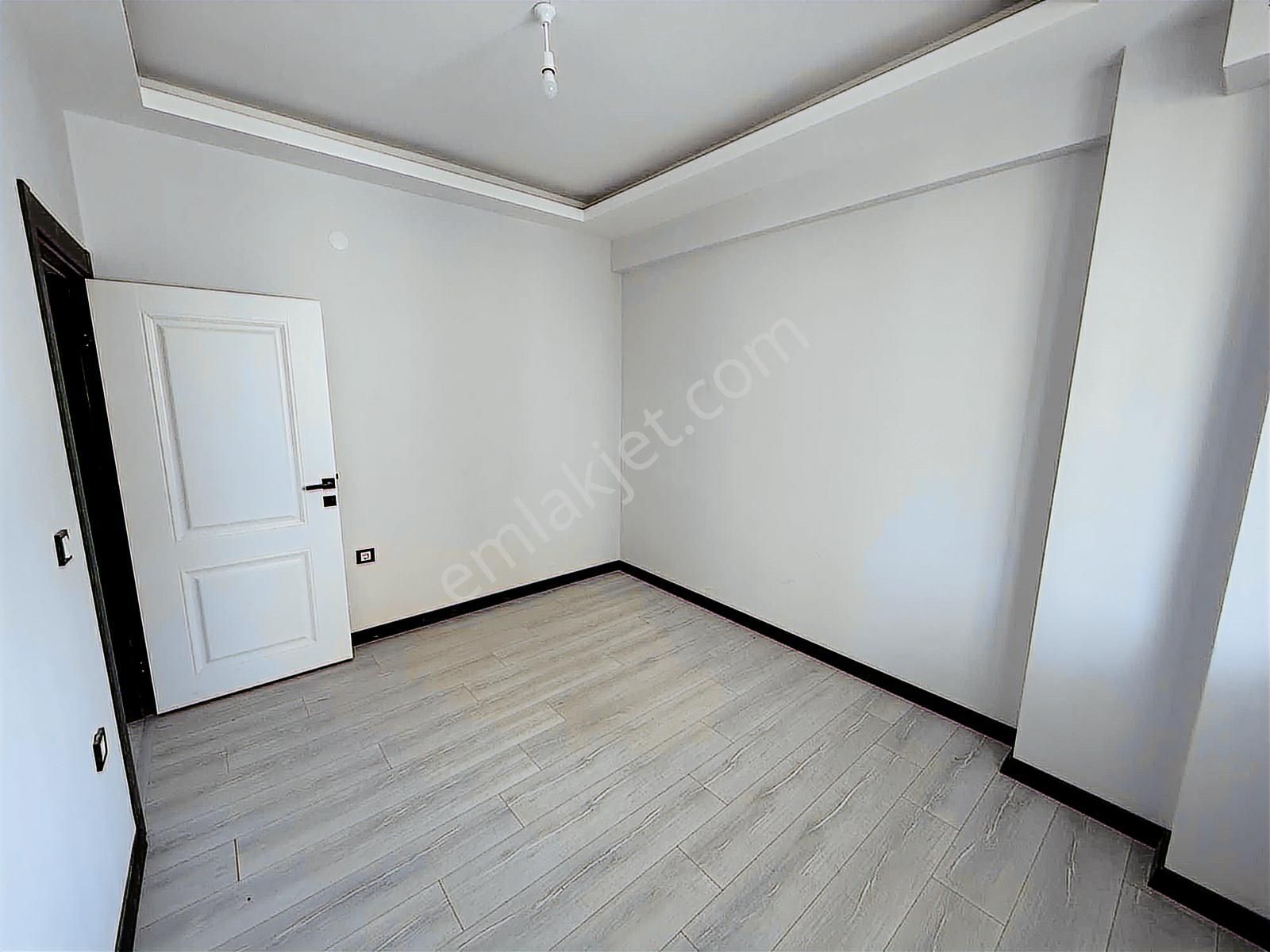 Deka Gayrimenkul'den Körfez Mah. Fırsat Satılık 1+1 Daire - Görsel 2