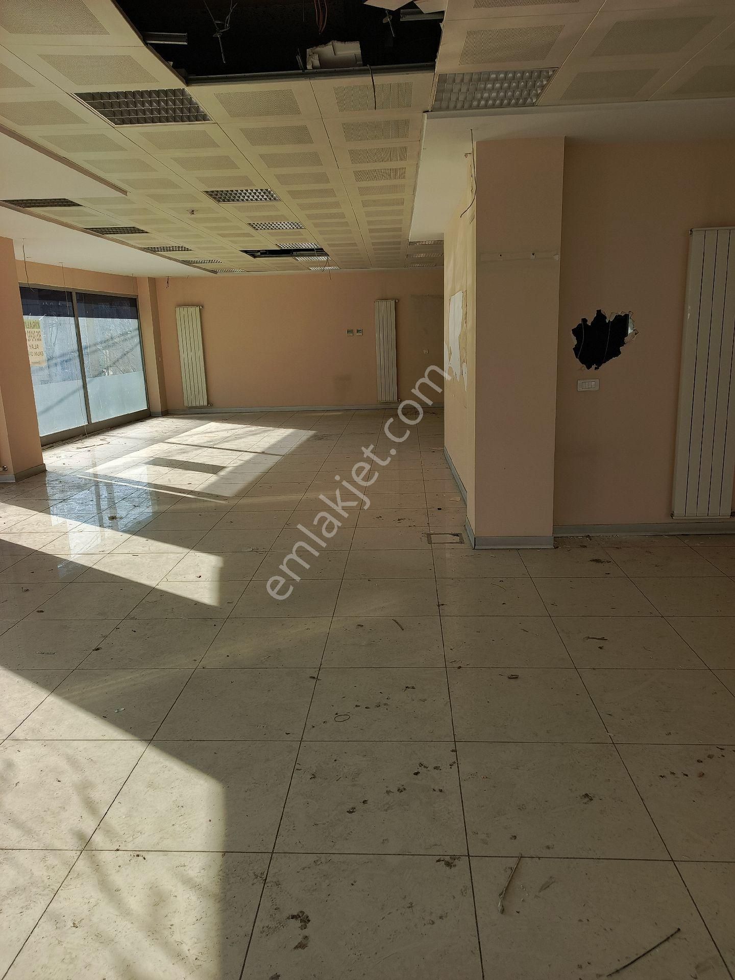 Alay Emlak Ofisinden Kiralık İş Yeri - Görsel 23