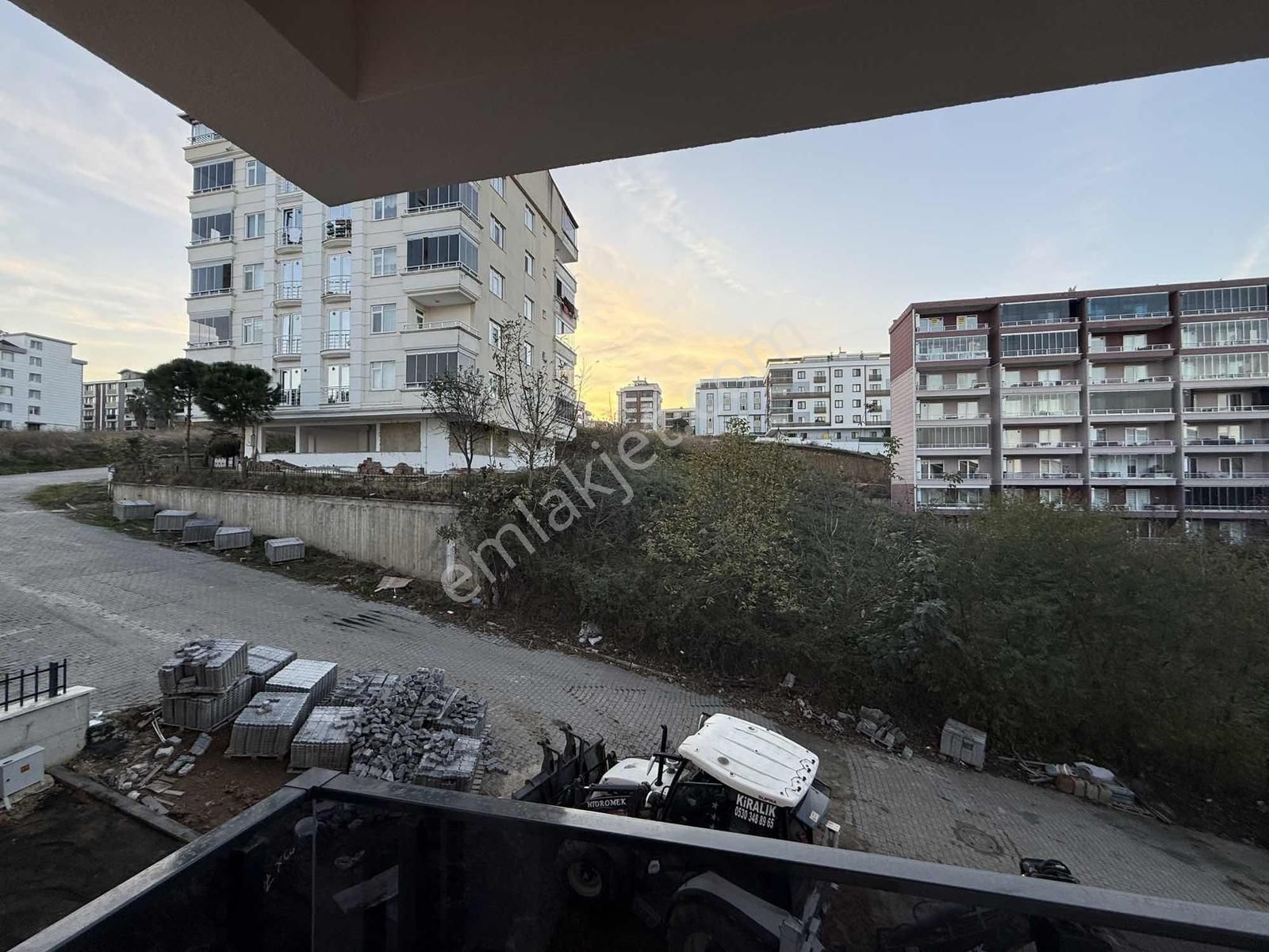 Deka Gayrimenkul'den Körfez Mah. Mükemmel Konumda Lüx 1+1 Daire - Görsel 14