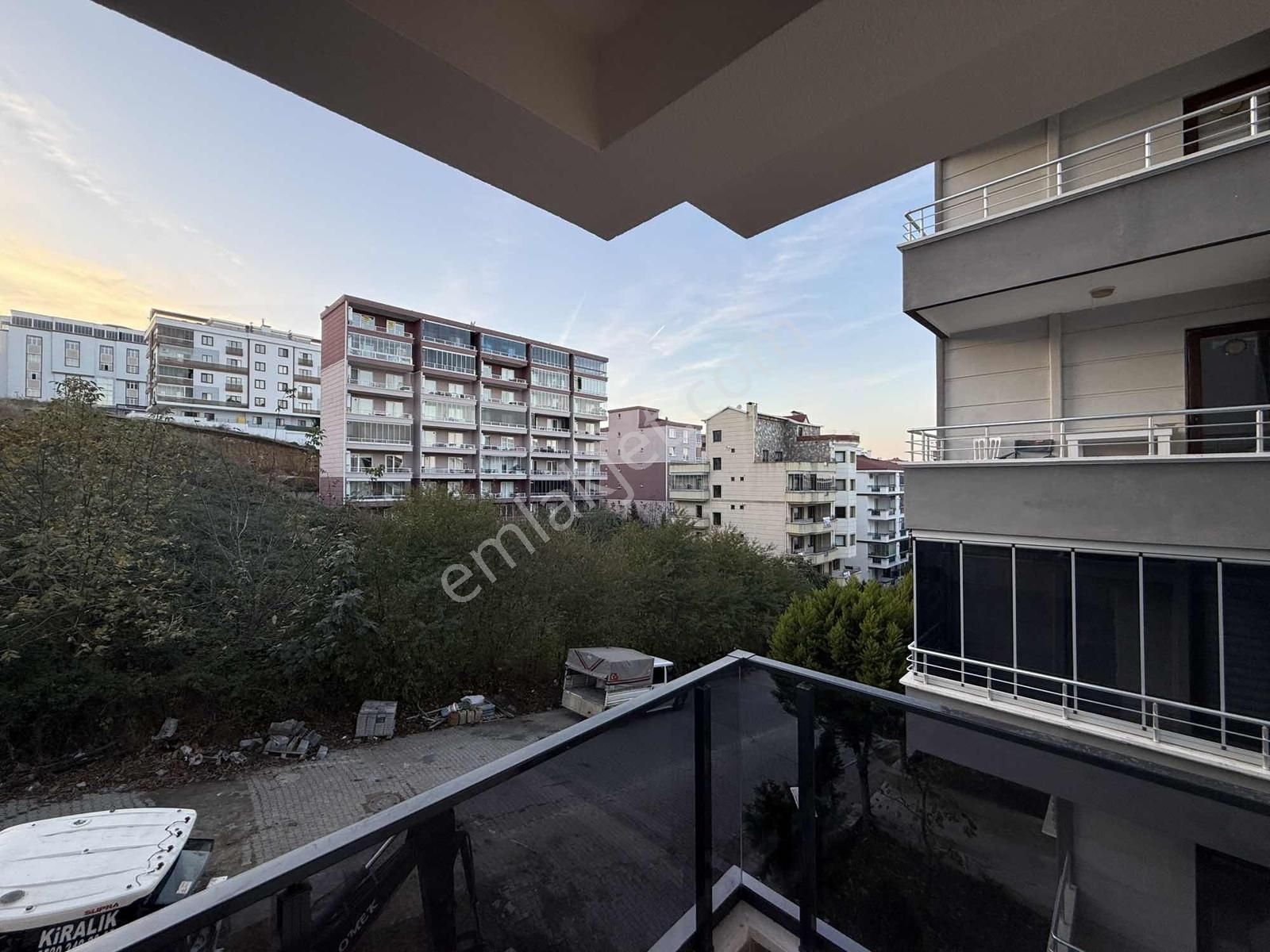 Deka Gayrimenkul'den Körfez Mah. Mükemmel Konumda Lüx 1+1 Daire - Görsel 9