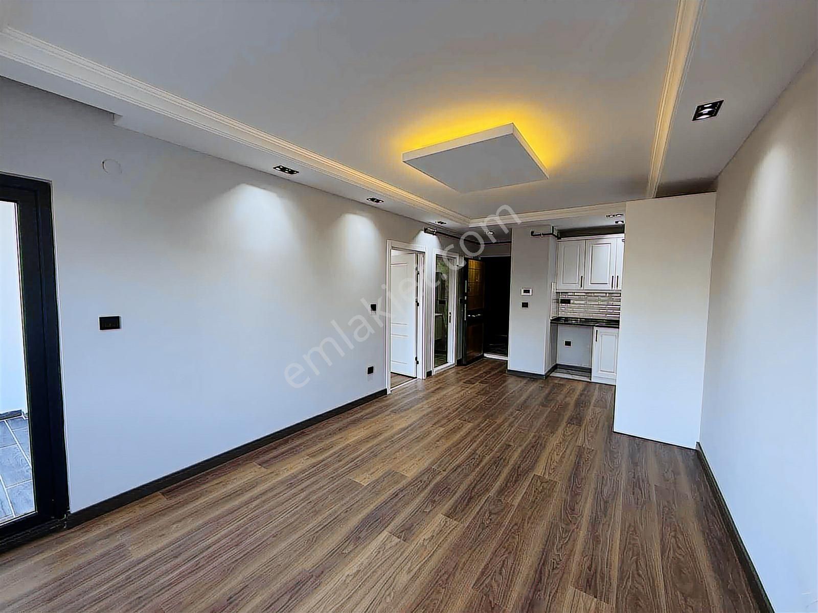 Deka Gayrimenkul'den Körfez Bulvara Cephe Lüx Satılık 1+1 Daire - Görsel 14