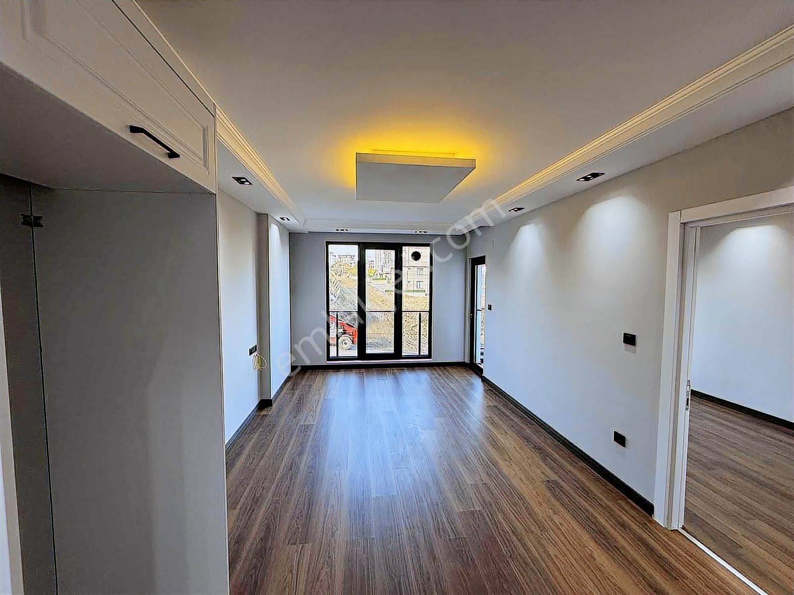 Deka Gayrimenkul'den Körfez Bulvara Cephe Lüx Satılık 1+1 Daire - Görsel 18