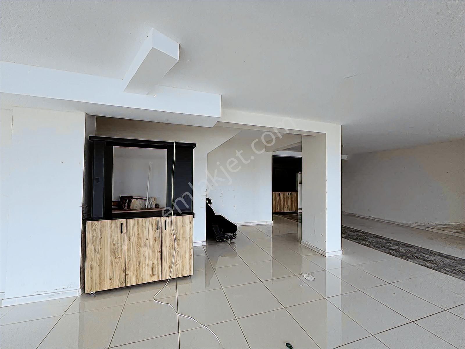 Deka Gayrimenkul'den 175m2 Dükkan - Görsel 2