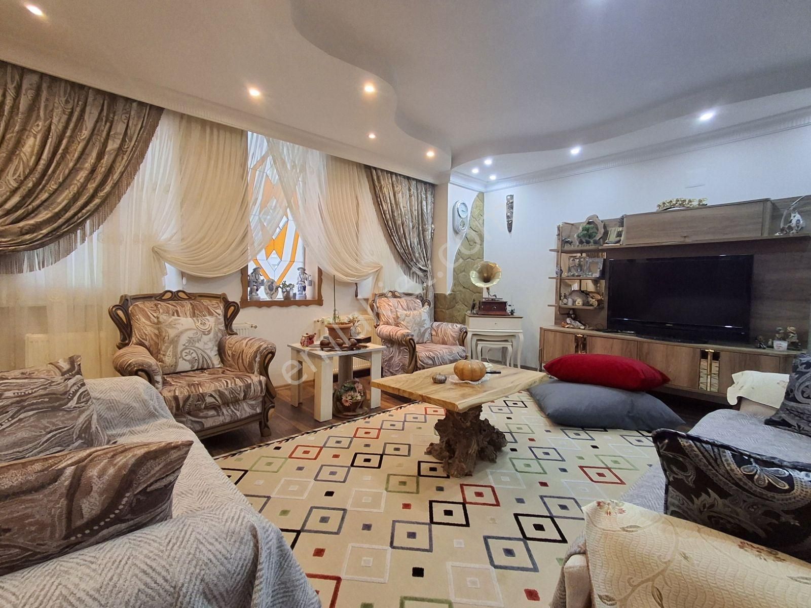 Deka Gayrimenkul'den Yenimahallede Anayola Cephe 282m² 3+1 Daire - Görsel 25