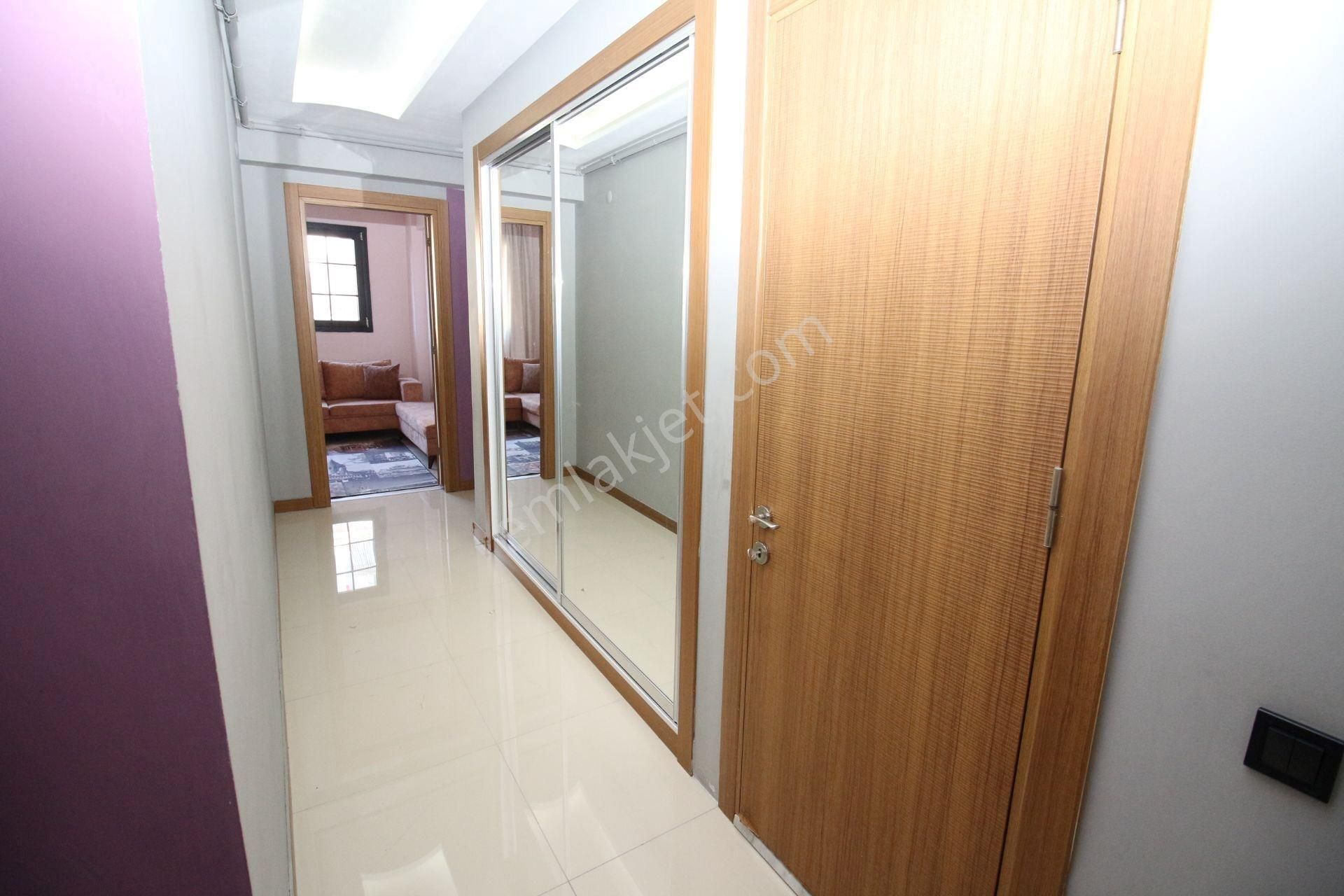 İkçü Hastanesine Yakını Asansör Lü D.gazlı Eşyalı - Görsel 26