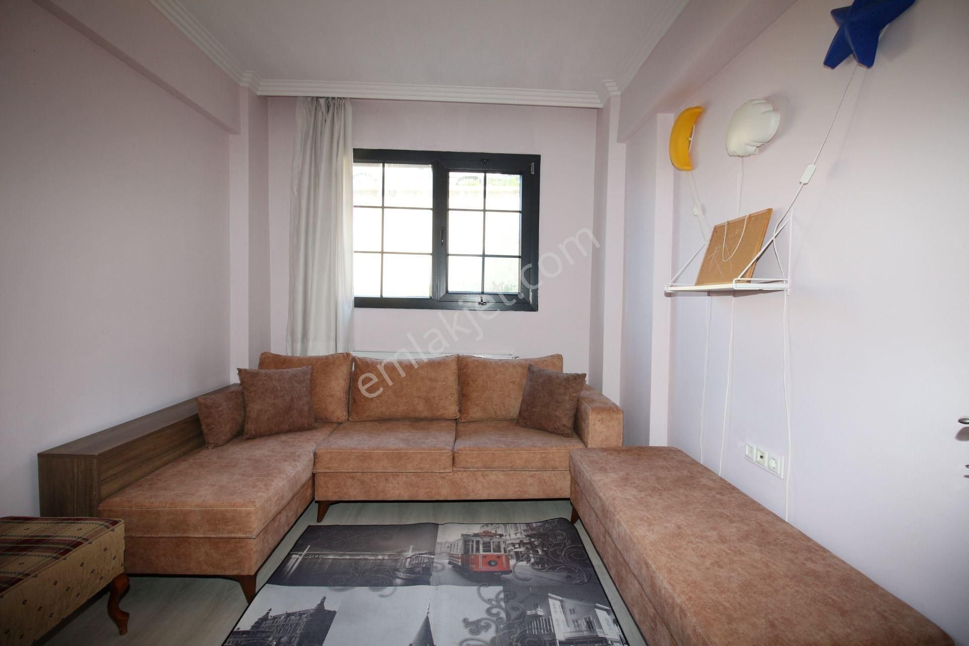 İkçü Hastanesine Yakını Asansör Lü D.gazlı Eşyalı - Görsel 13