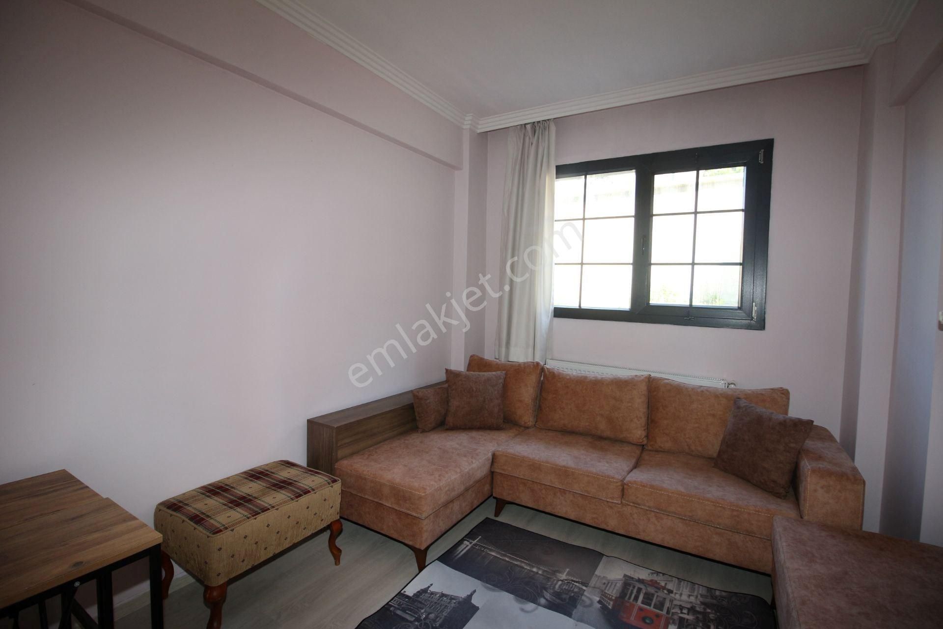 İkçü Hastanesine Yakını Asansör Lü D.gazlı Eşyalı - Görsel 15