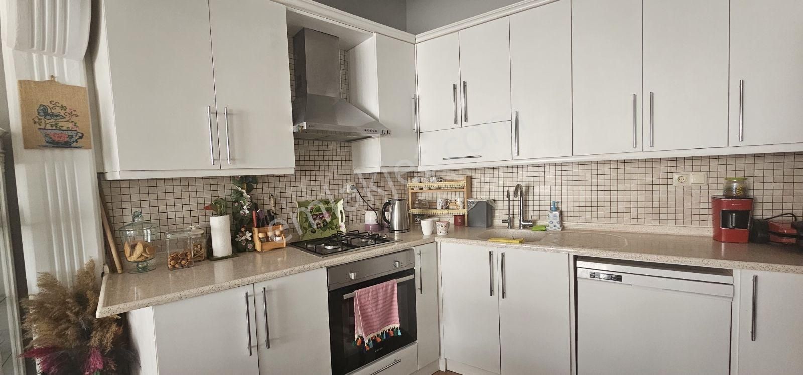 Deka Gayrimenkul'den Bafra'da Caddeye Cephe Satılık 3+1 Daire - Görsel 5