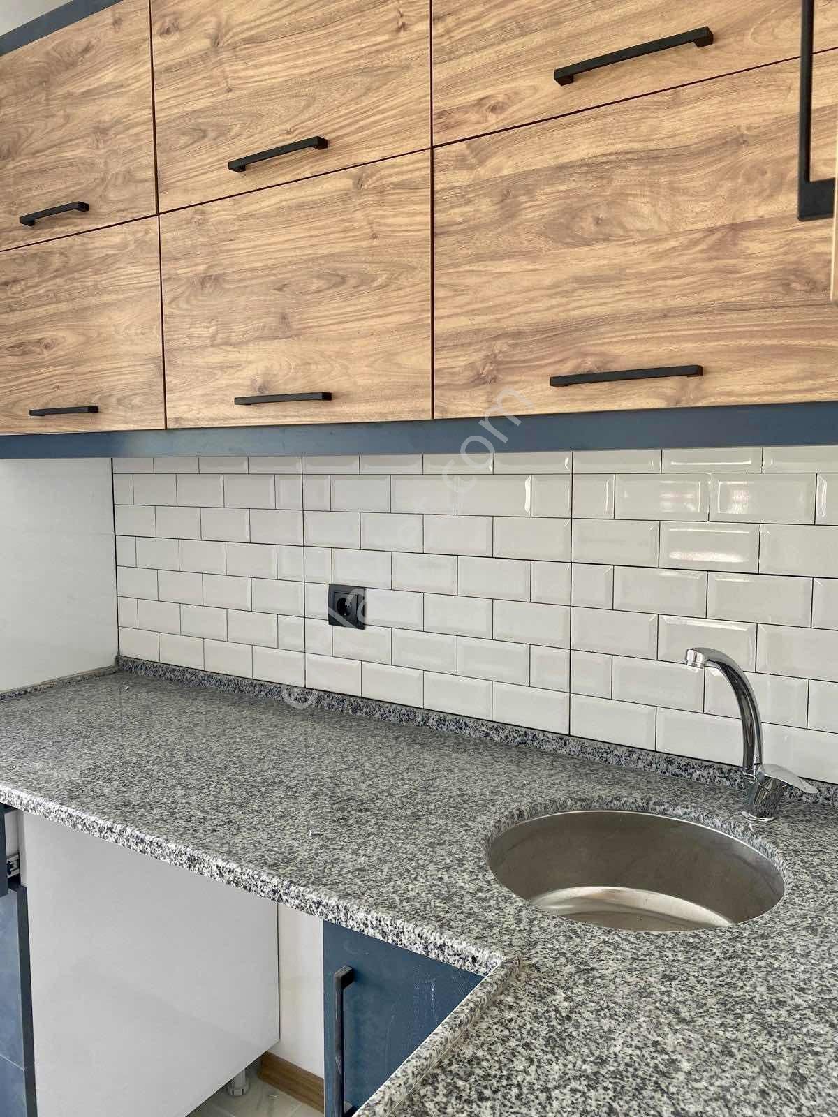 Deka Gayrimenkul'den Tepecik Mahallesinde Fırsat 1+1 Daire - Görsel 8