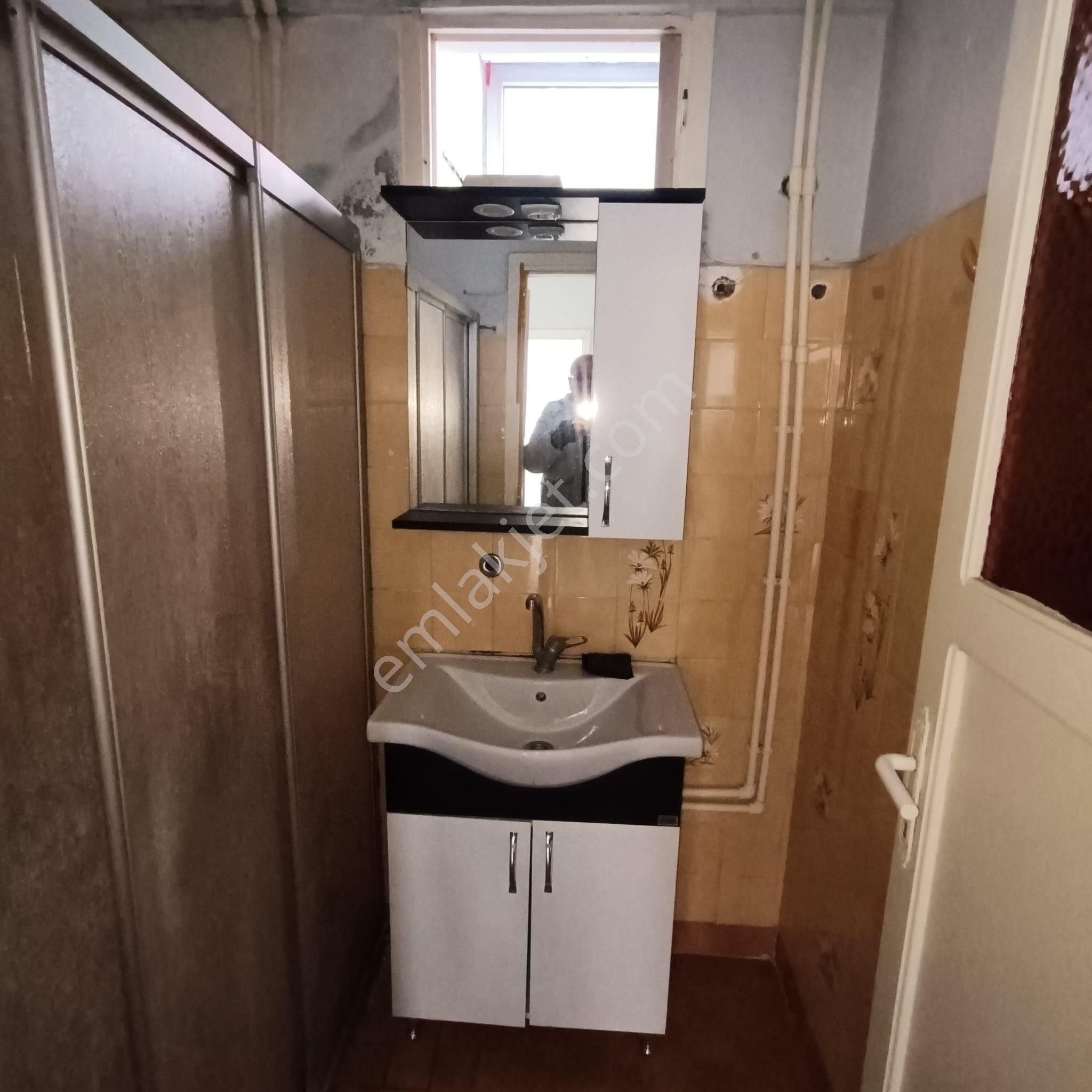 Gop Merkezde Sosyal İmkanlara Komşu, Ferah Kiralık 1+1 - Görsel 7