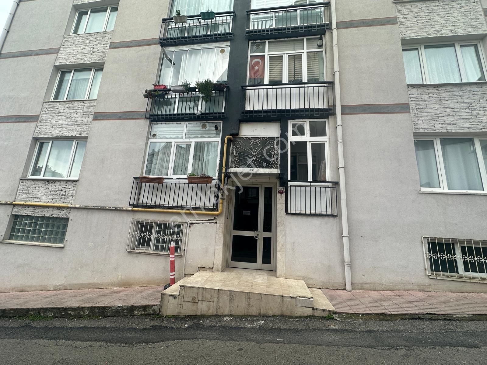 Erdoğdu'da 4+1 Eşyalı Veya Eşyasız Satılık Daire