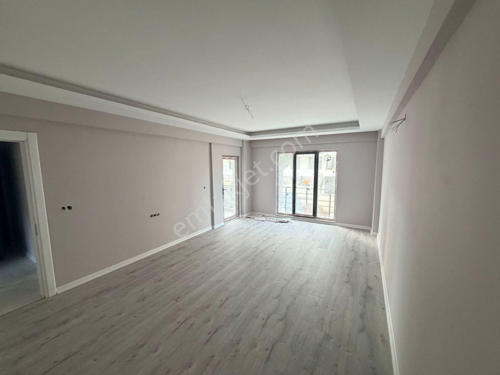 Deka Gayrimenkul'den Yakakent'te Denize 200m Satılık 2+1 Daire - Görsel 8