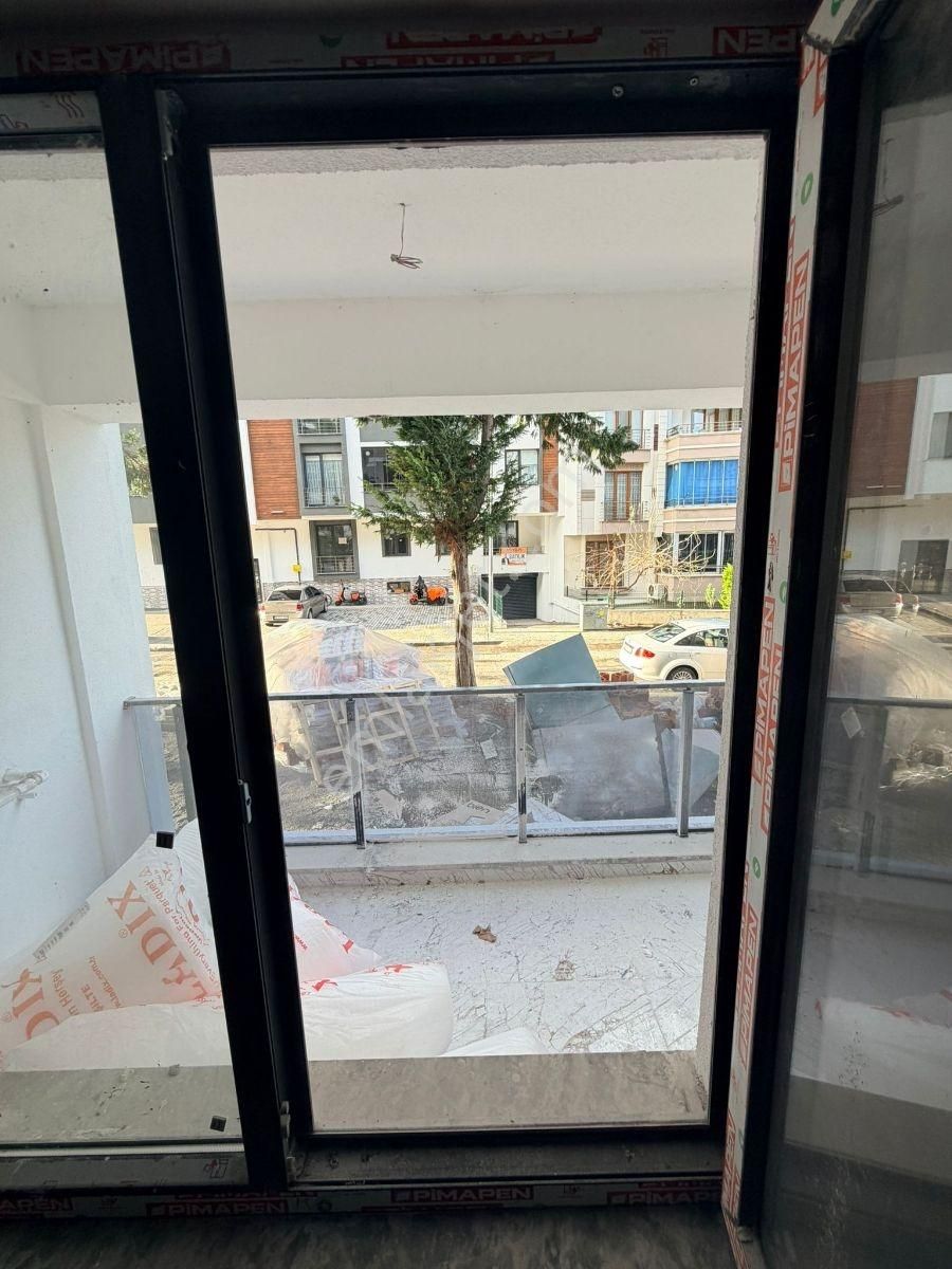 Deka Gayrimenkul'den Yakakent'te Denize 200m Satılık 2+1 Daire - Görsel 6