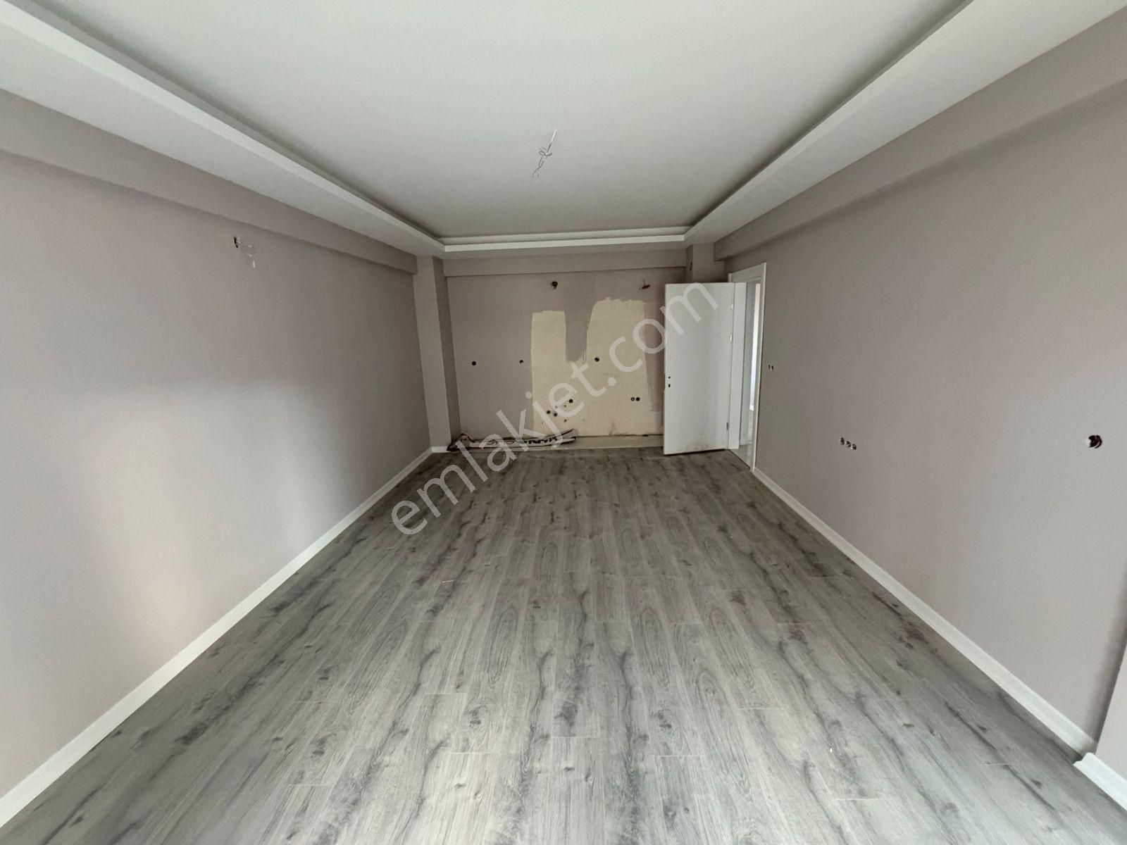 Deka Gayrimenkul'den Yakakent'te Denize 200m Satılık 2+1 Daire - Görsel 3