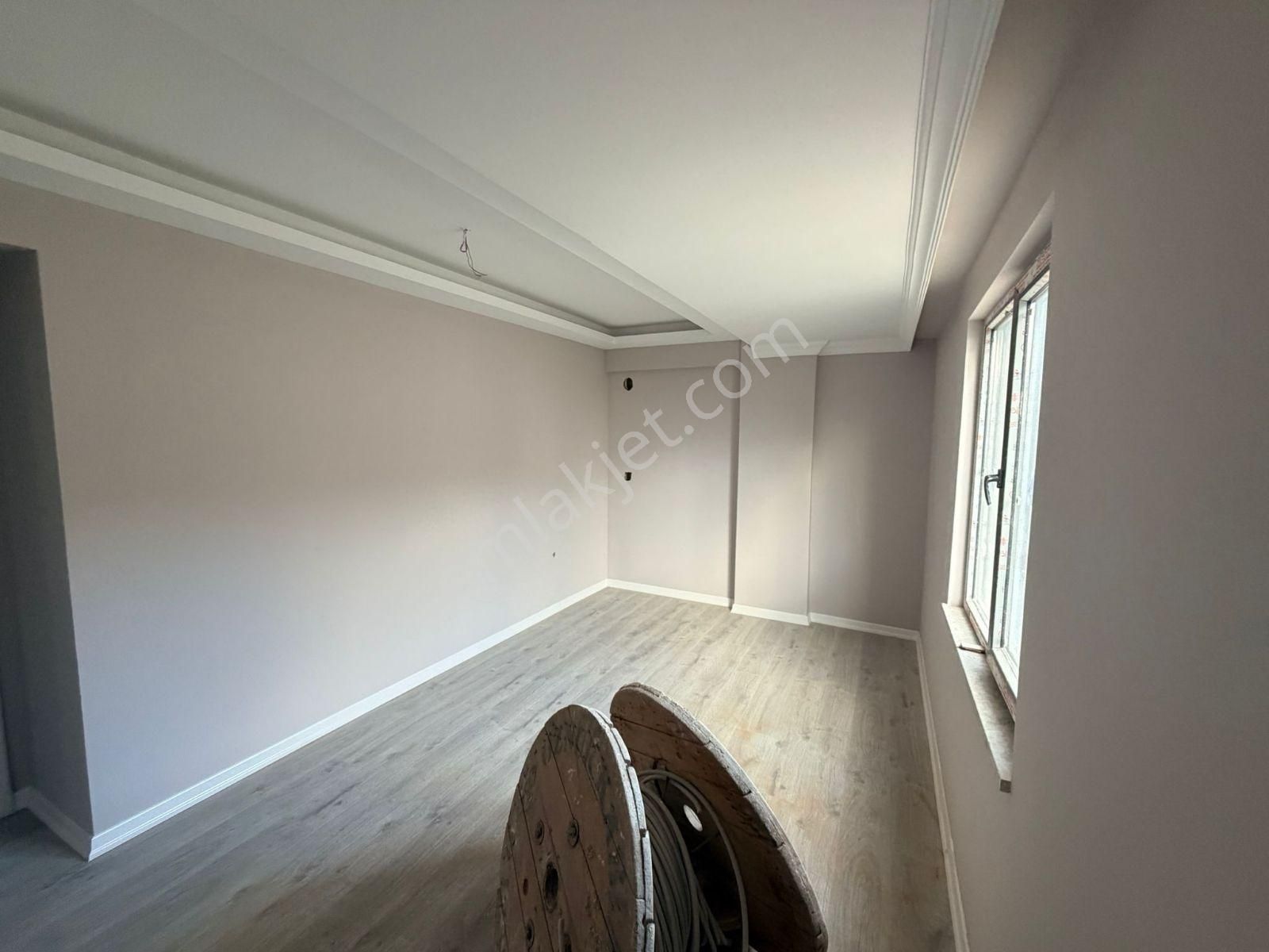 Deka Gayrimenkul'den Yakakent'te Denize 200m Satılık 2+1 Daire - Görsel 2