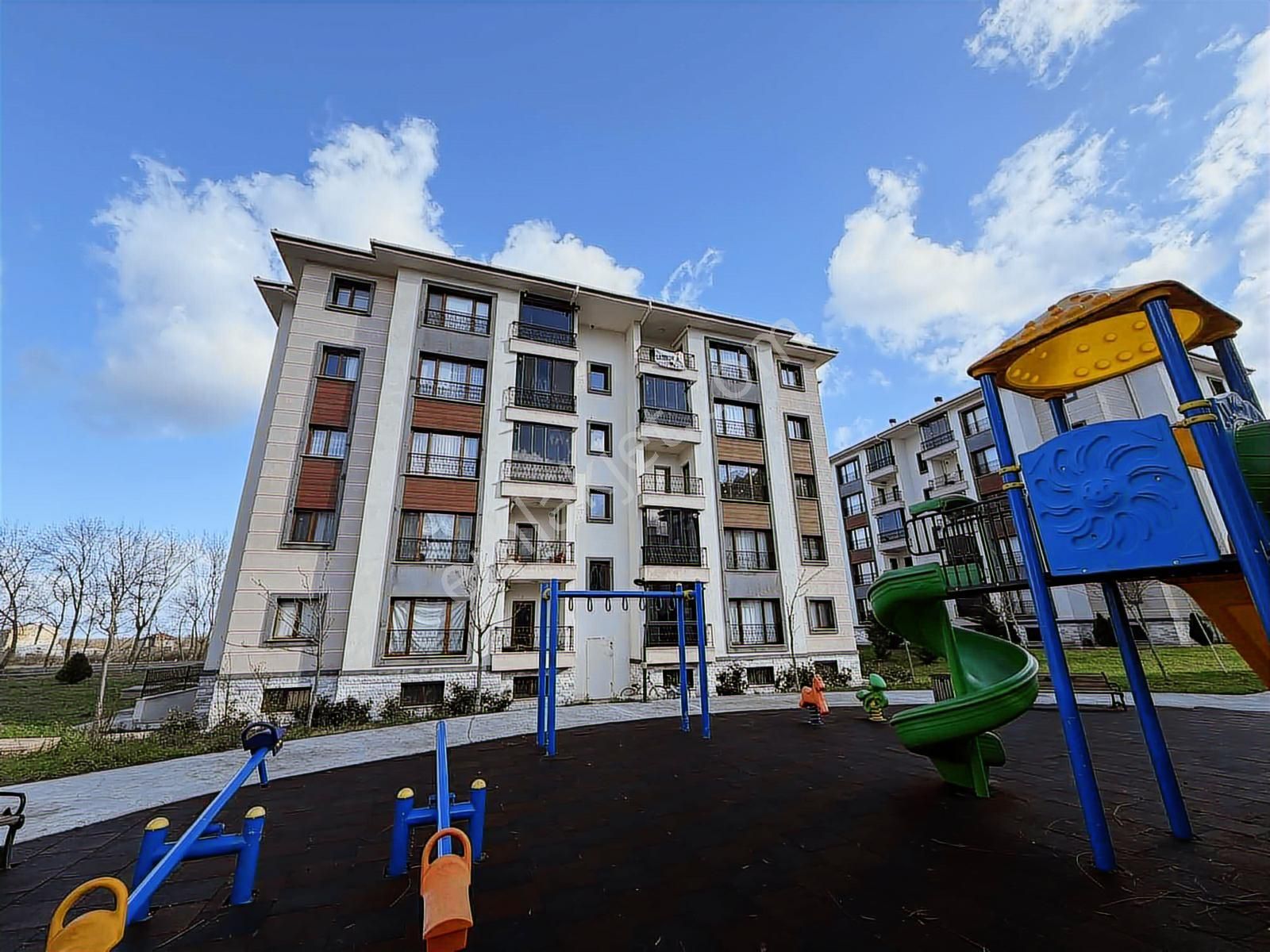 Deka Gayrimenkul'den 19mayıs Toki Konutlarında Satılık 3+1 Daire - Görsel 17