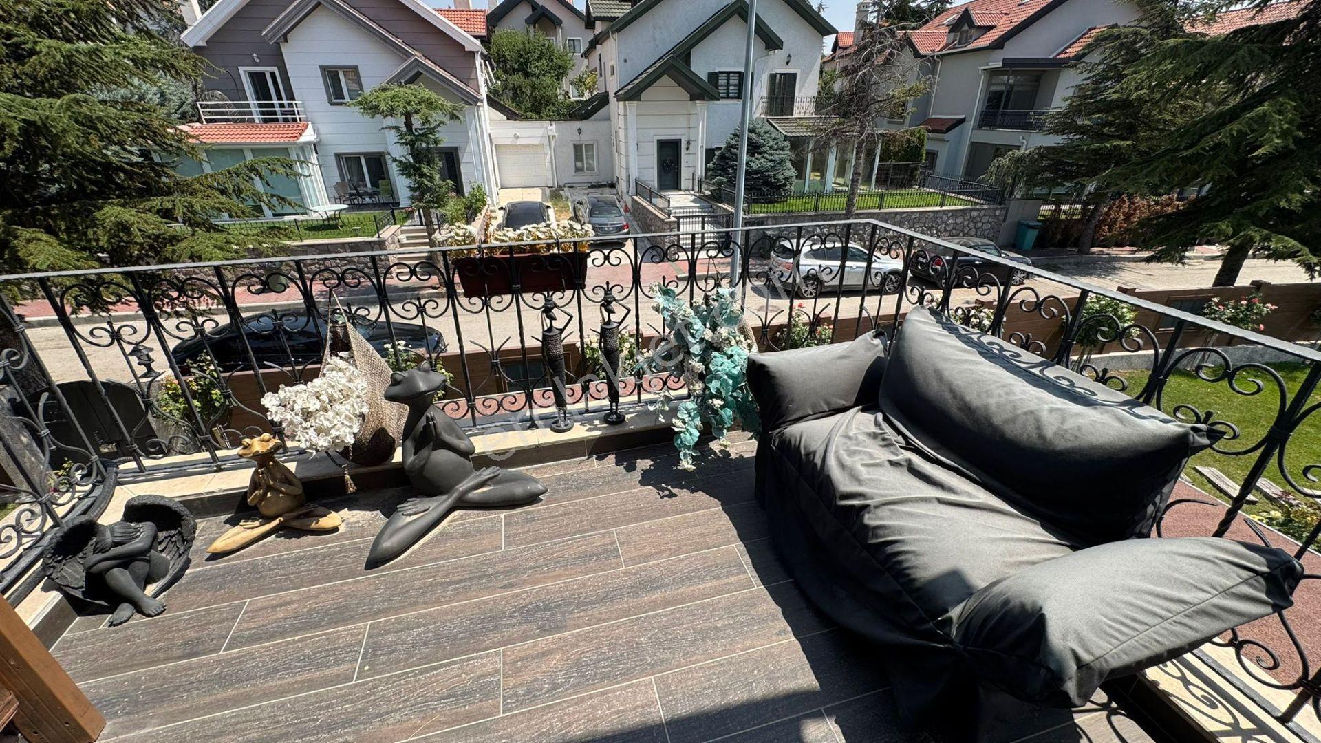 Angora Evleri'nde Havuzlu Satılık Villa - Görsel 9