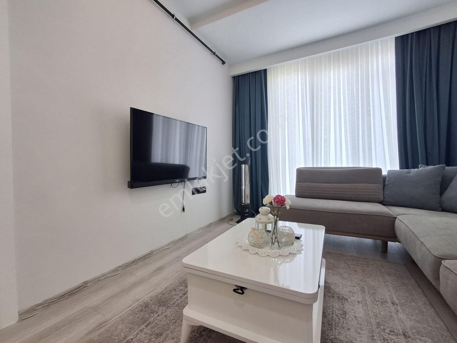 Deka Gayrimenkul'den Körfez'de Eşyalı Cam Balkonlu Kombili 1+1 - Görsel 6