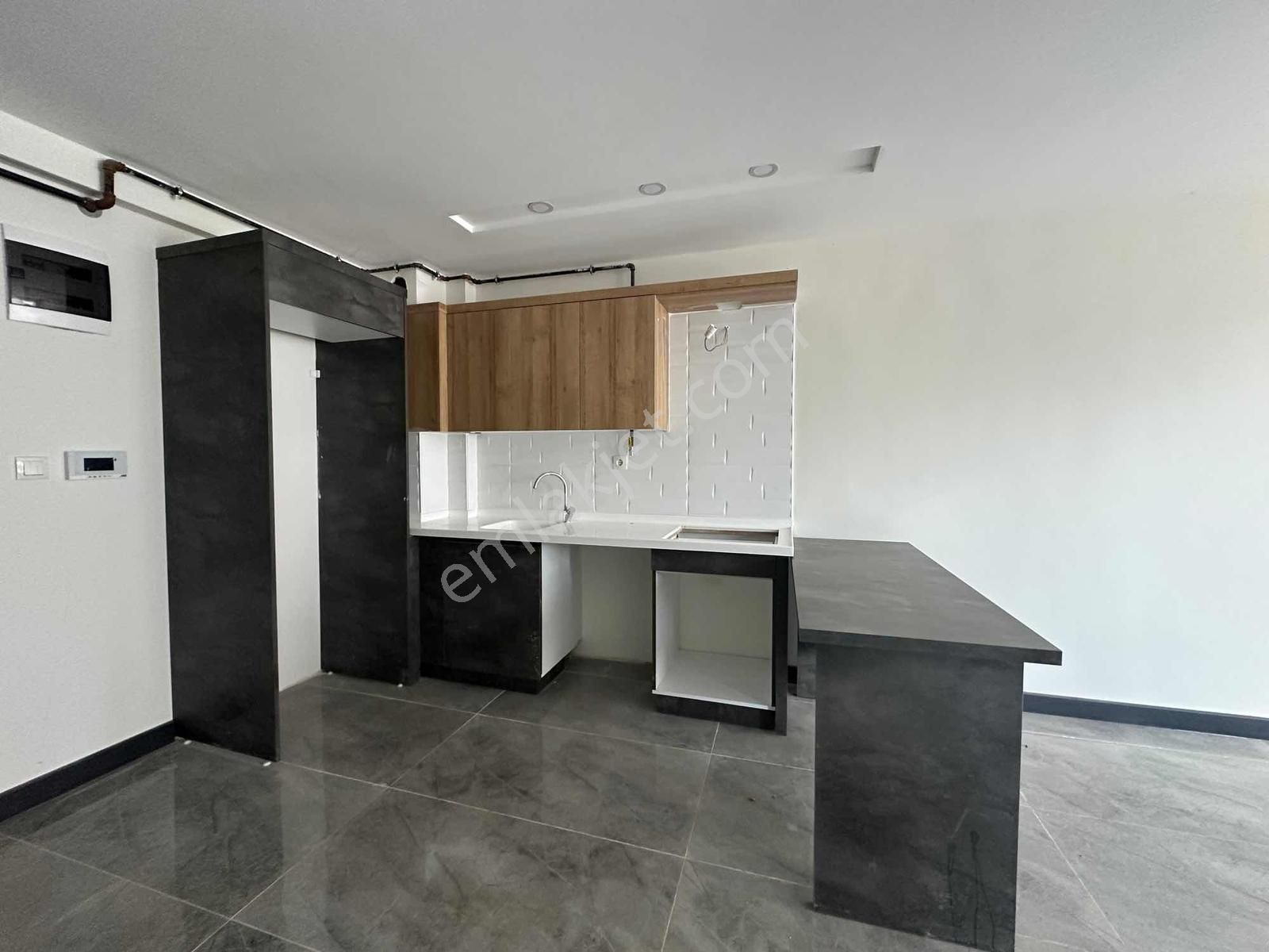 Deka Gayrimenkul'den Çakırlar'da Havuzlu Sıte Içı 1 + 1 Daıre - Görsel 8