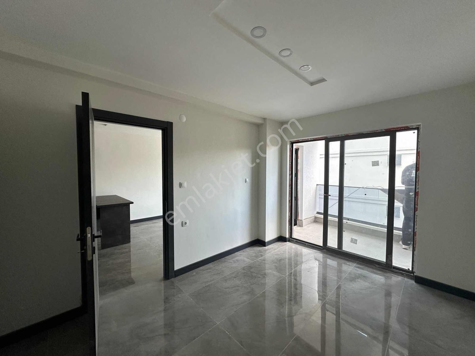 Deka Gayrimenkul'den Çakırlar'da Havuzlu Sıte Içı 1 + 1 Daıre - Görsel 5