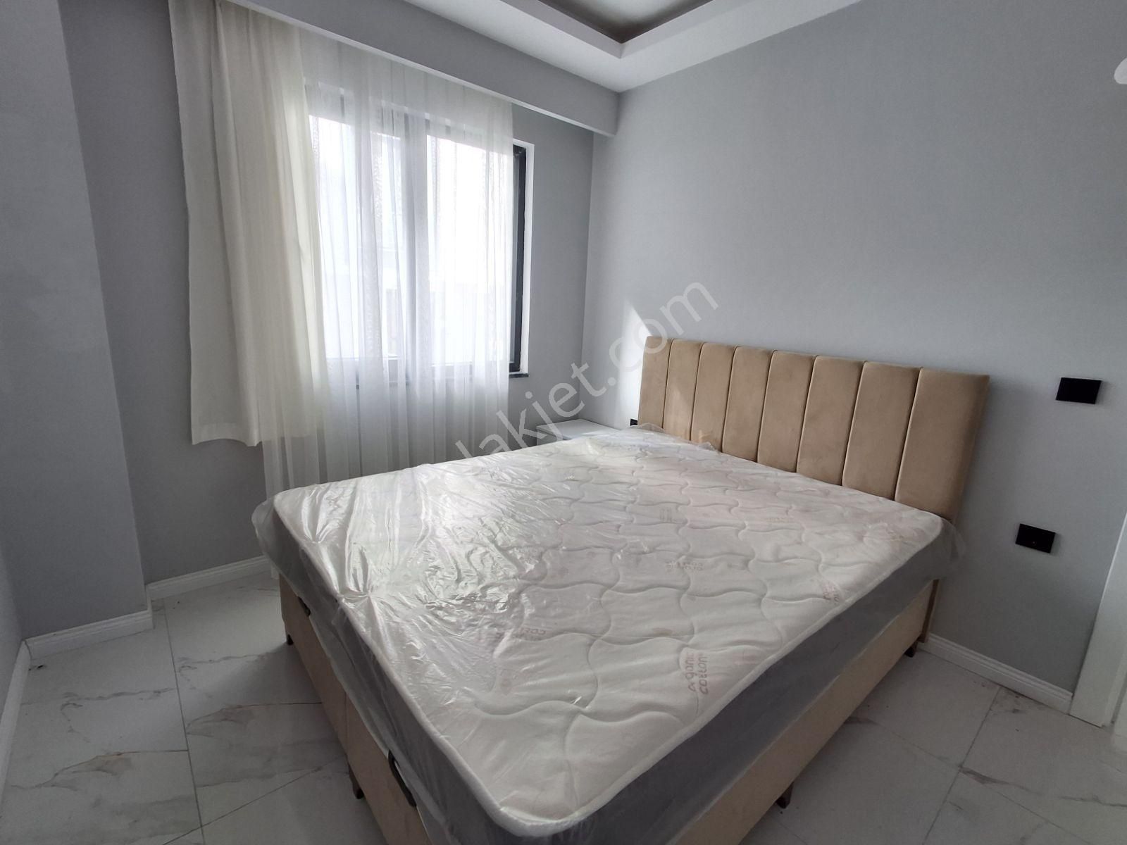 Deka Gayrimenkul'den Tramvayın Altında Cam Balkon Kombili 1+1 - Görsel 11