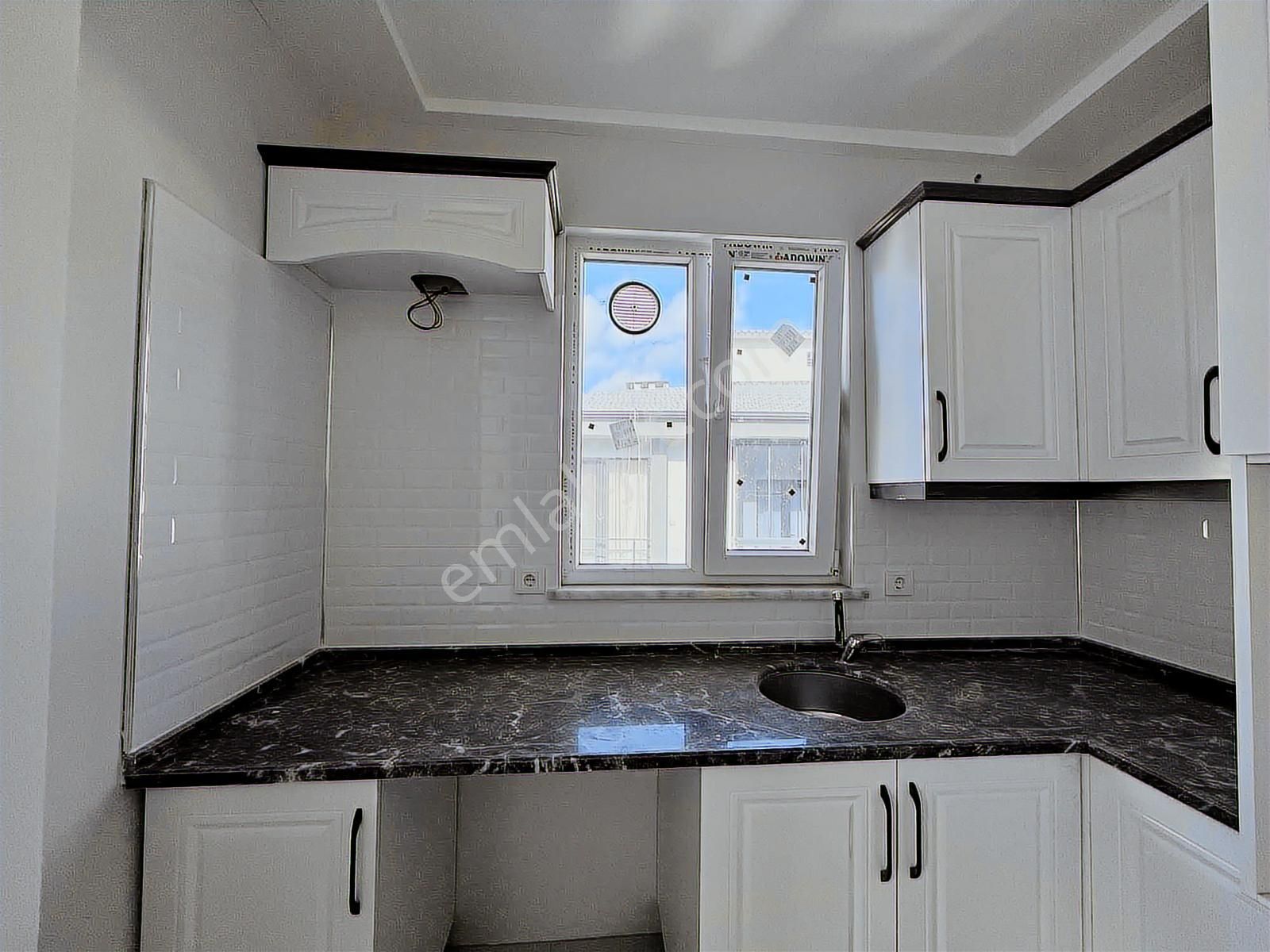 Deka Garimenkul'den Engiz Pazar Mahallesin'de Satılık 1+1 - Görsel 27