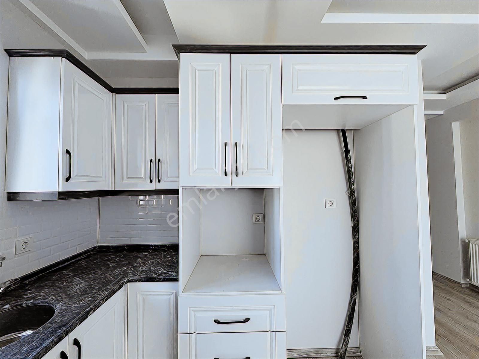 Deka Garimenkul'den Engiz Pazar Mahallesin'de Satılık 1+1 - Görsel 28