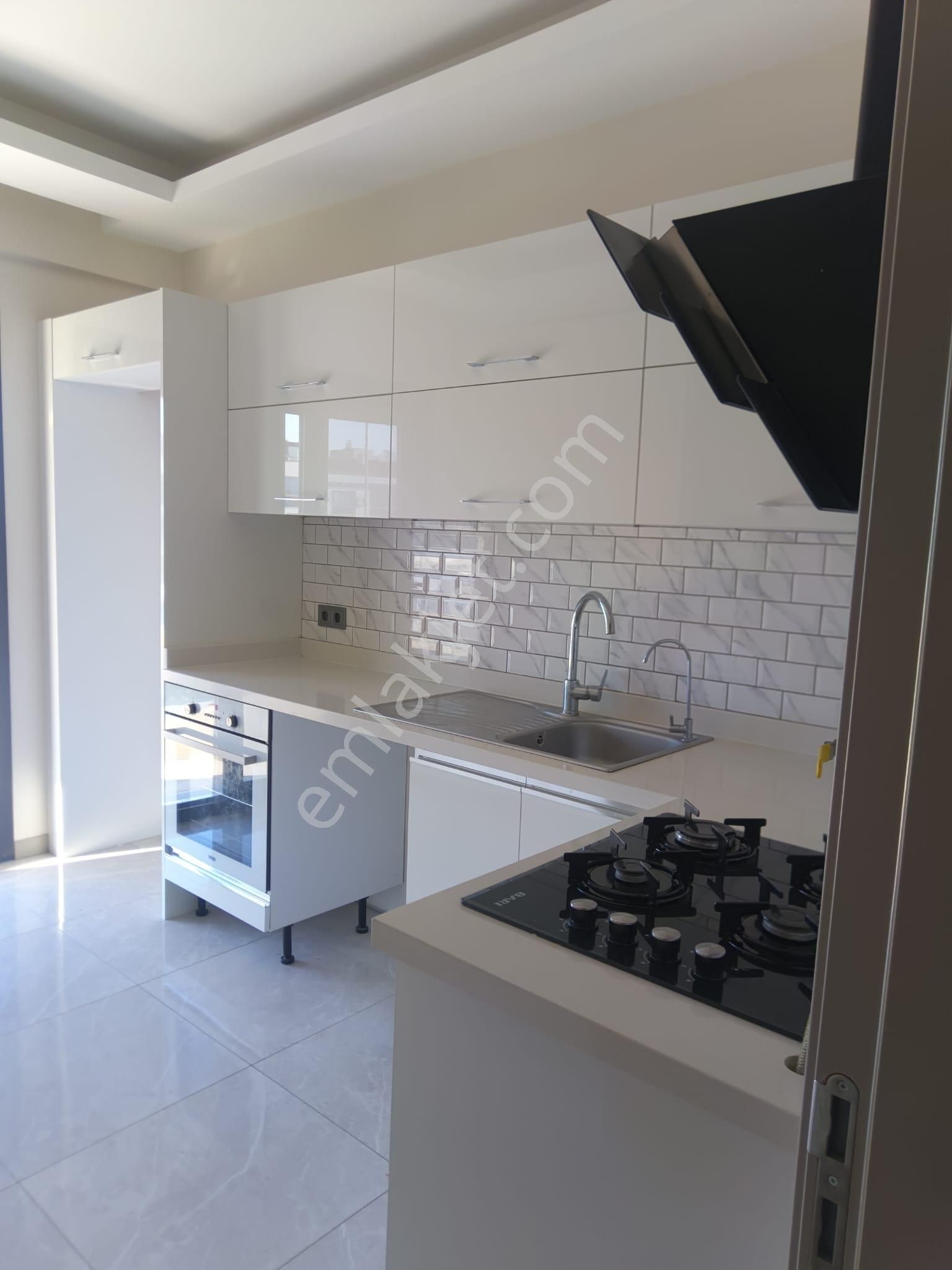 Menderes Turyap'tan Barbaros Mh. Havuzlu Site İçi Satılık 2+1 - Görsel 7