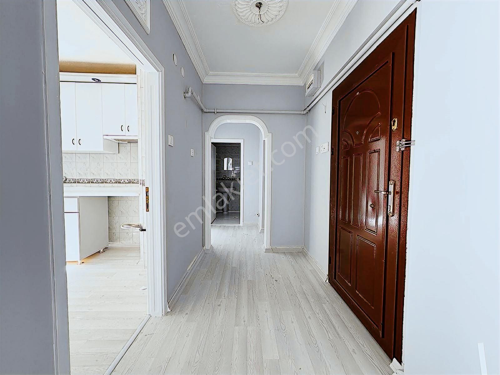 Bakımlı Ara Katta Satılık Boş 3+1 Daire - Görsel 19