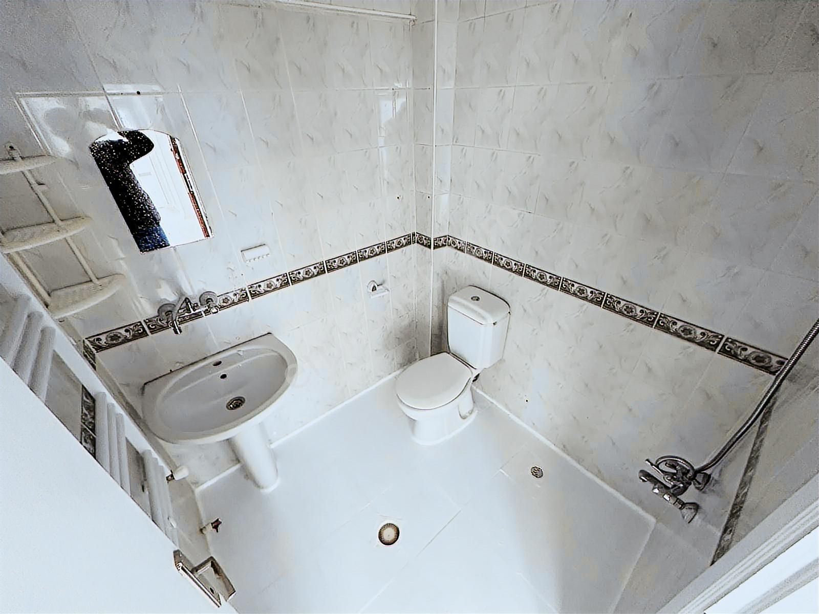 Bakımlı Ara Katta Satılık Boş 3+1 Daire - Görsel 6