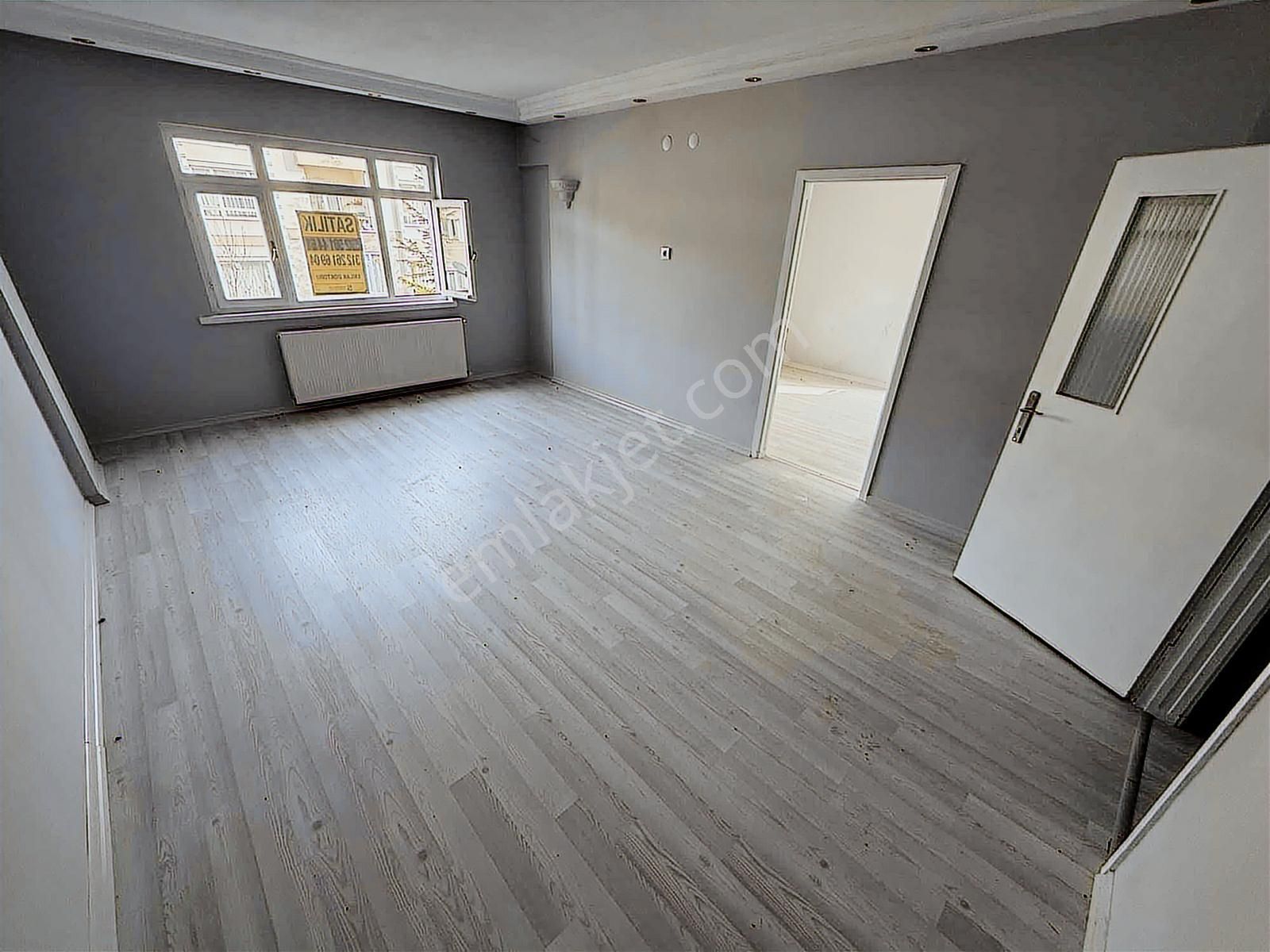 Bakımlı Ara Katta Satılık Boş 3+1 Daire - Görsel 8