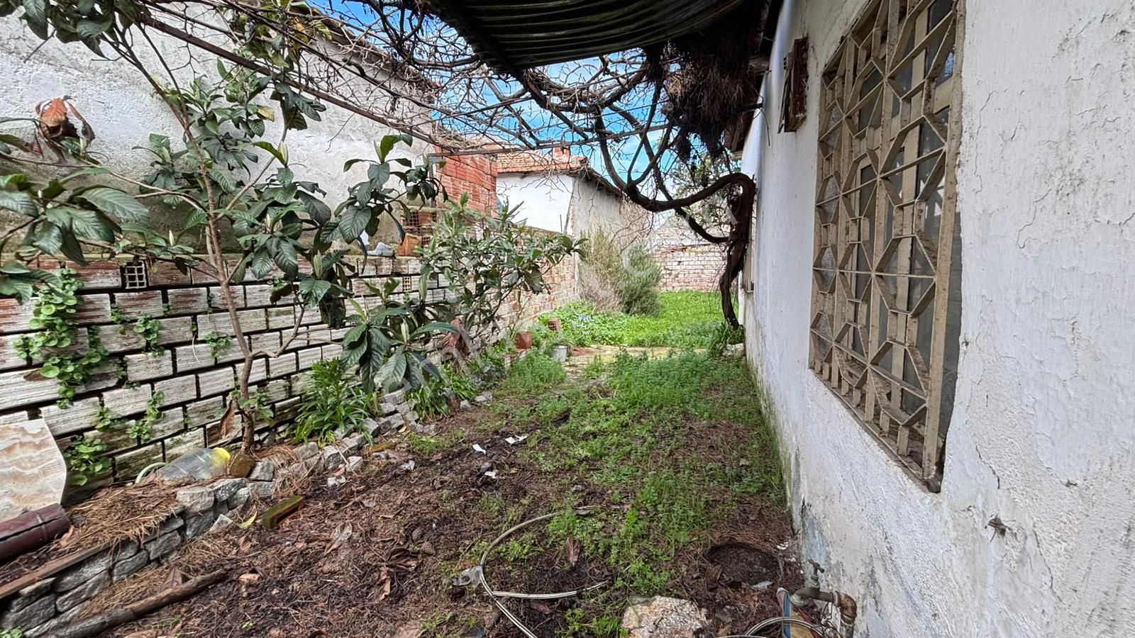 C.b. Route | Bergama Kurtuluş Mah. Satılık Bahçeli Müstakil - Görsel 25