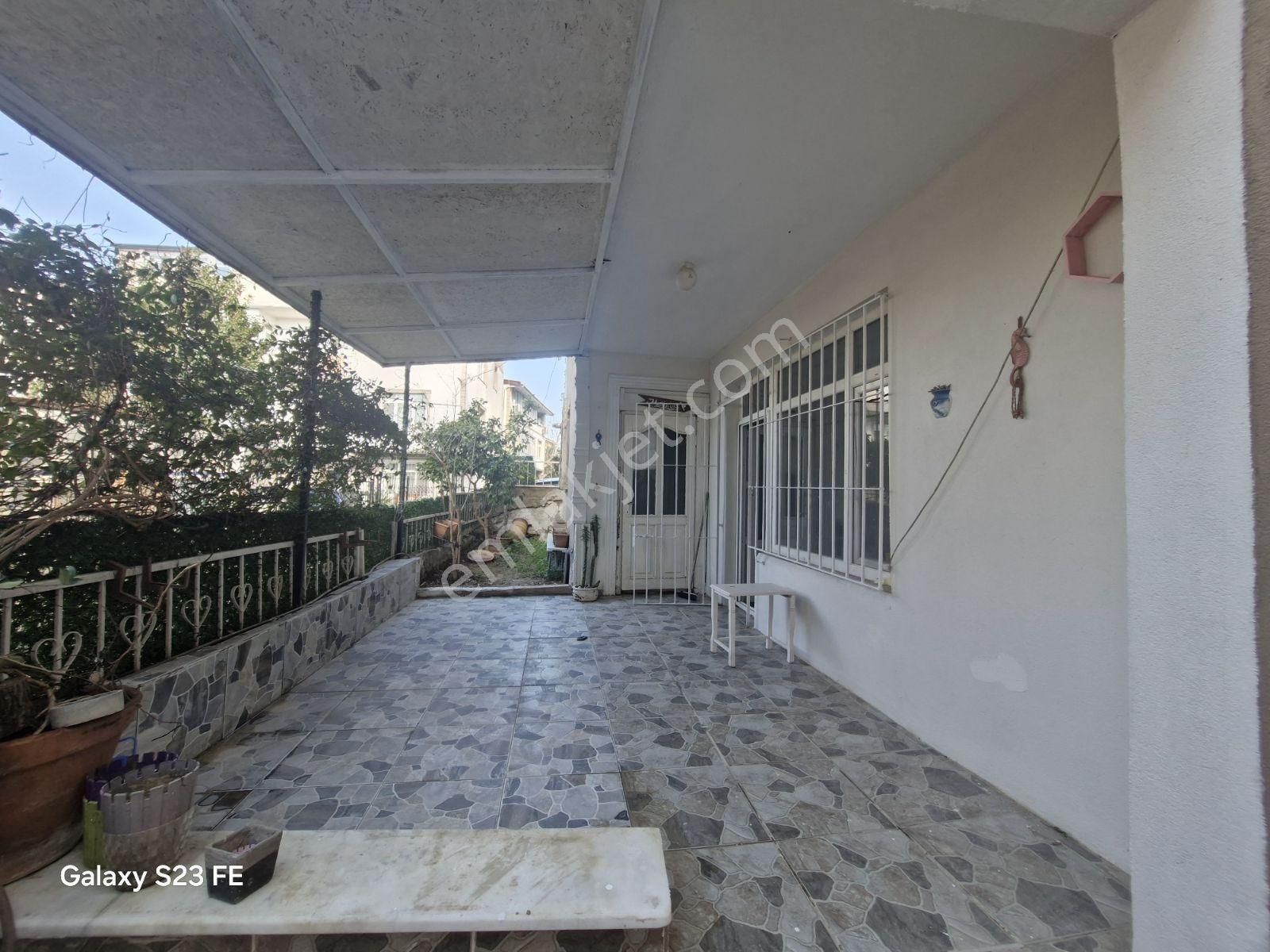 Yeniköyde Kiralık 1+1 Bahçe Katı Bahçe Kullanımlı - Görsel 12