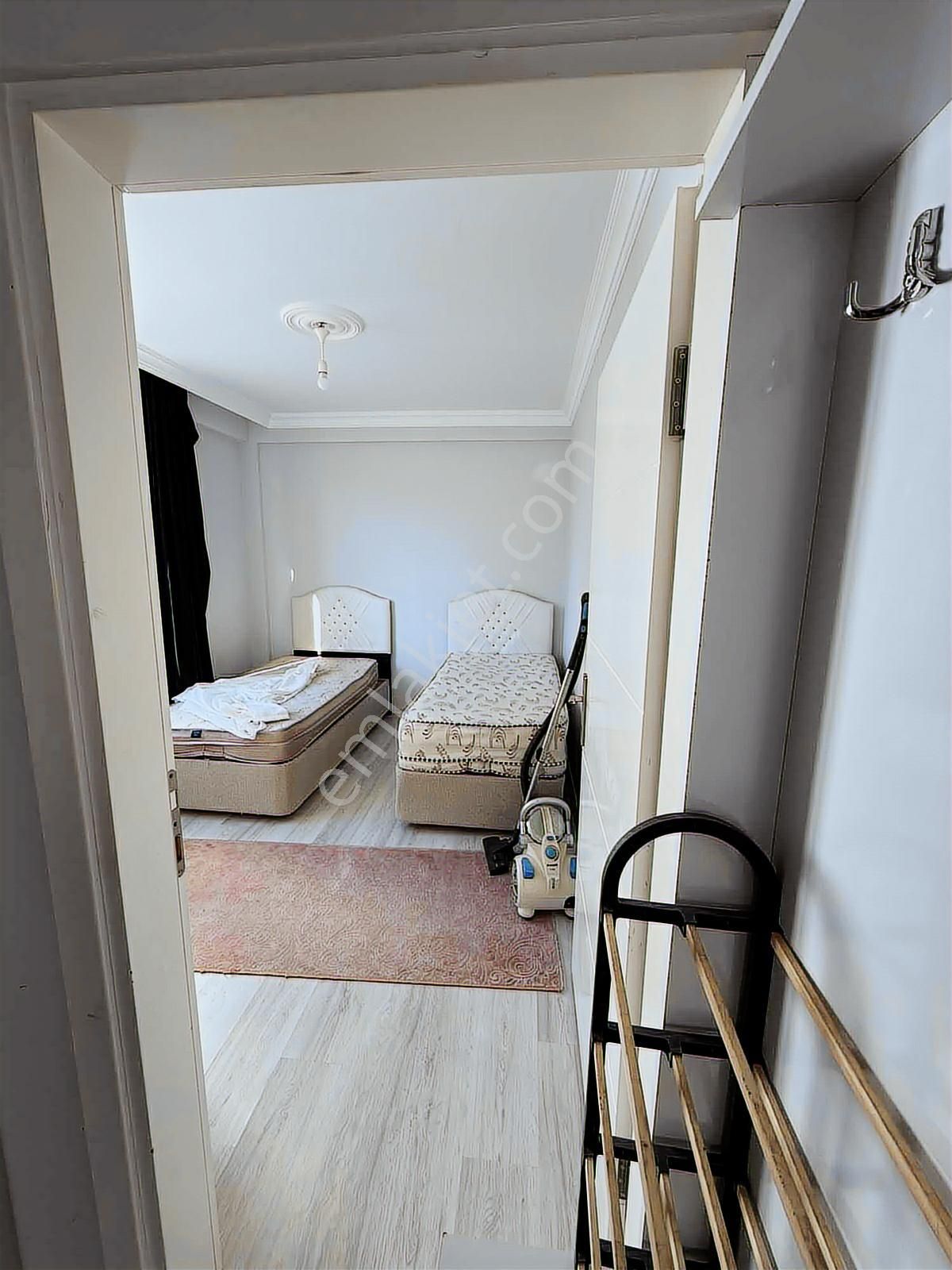 Deka Gayrimenkul'den Körfez'de Eşyalı Satılk 1+1 Fll Kredi Daire - Görsel 5