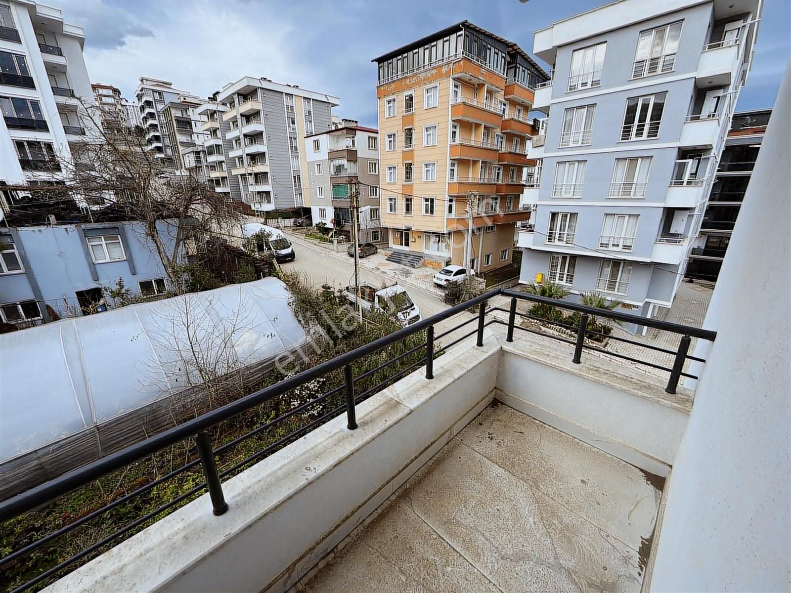 Deka Gayrimenkul'den Körfez'de Geniş Satılık 2+1 Daire - Görsel 15