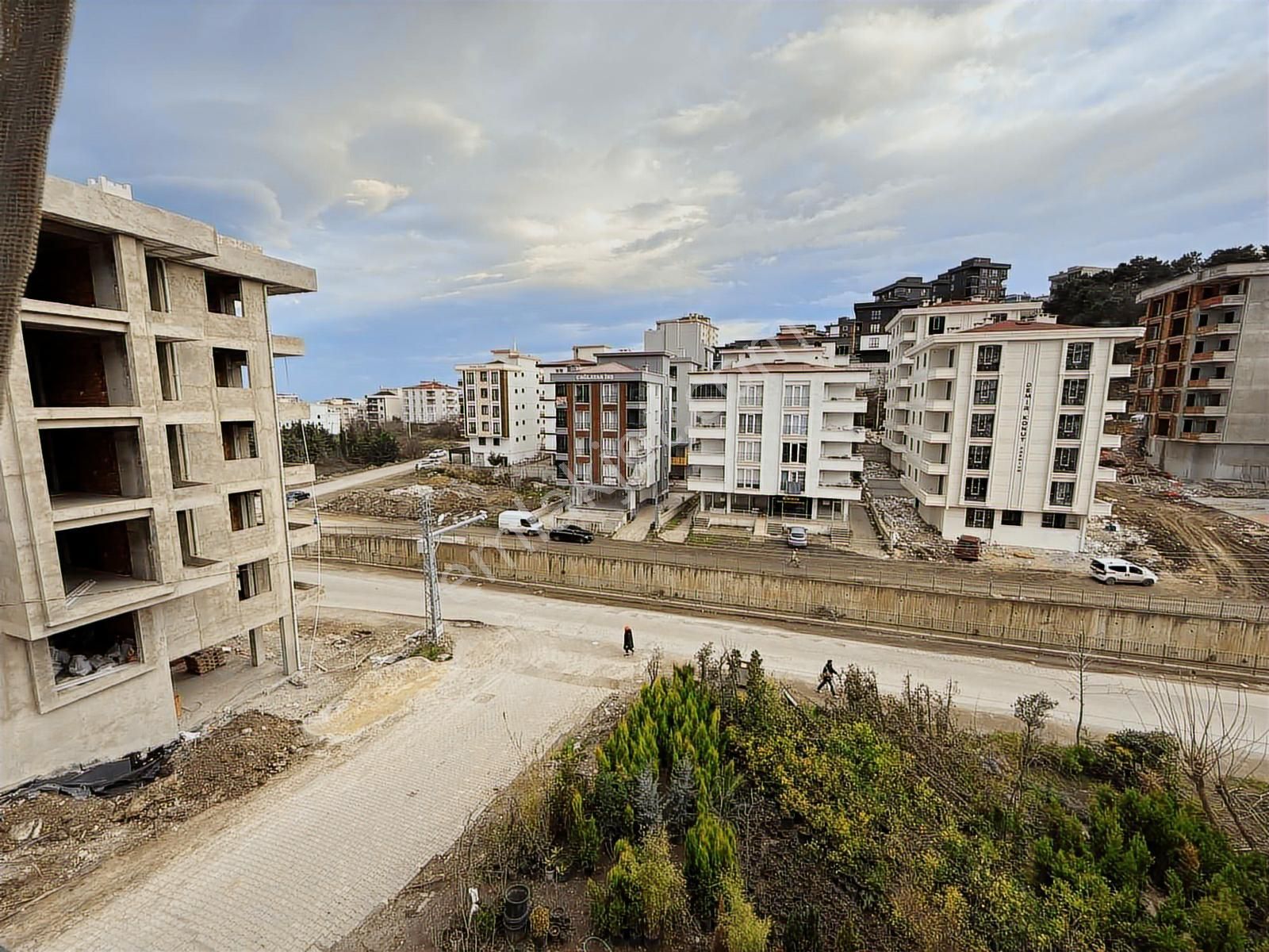 Deka Gayrimenkul'den Körfez'de Geniş Satılık 2+1 Daire - Görsel 2