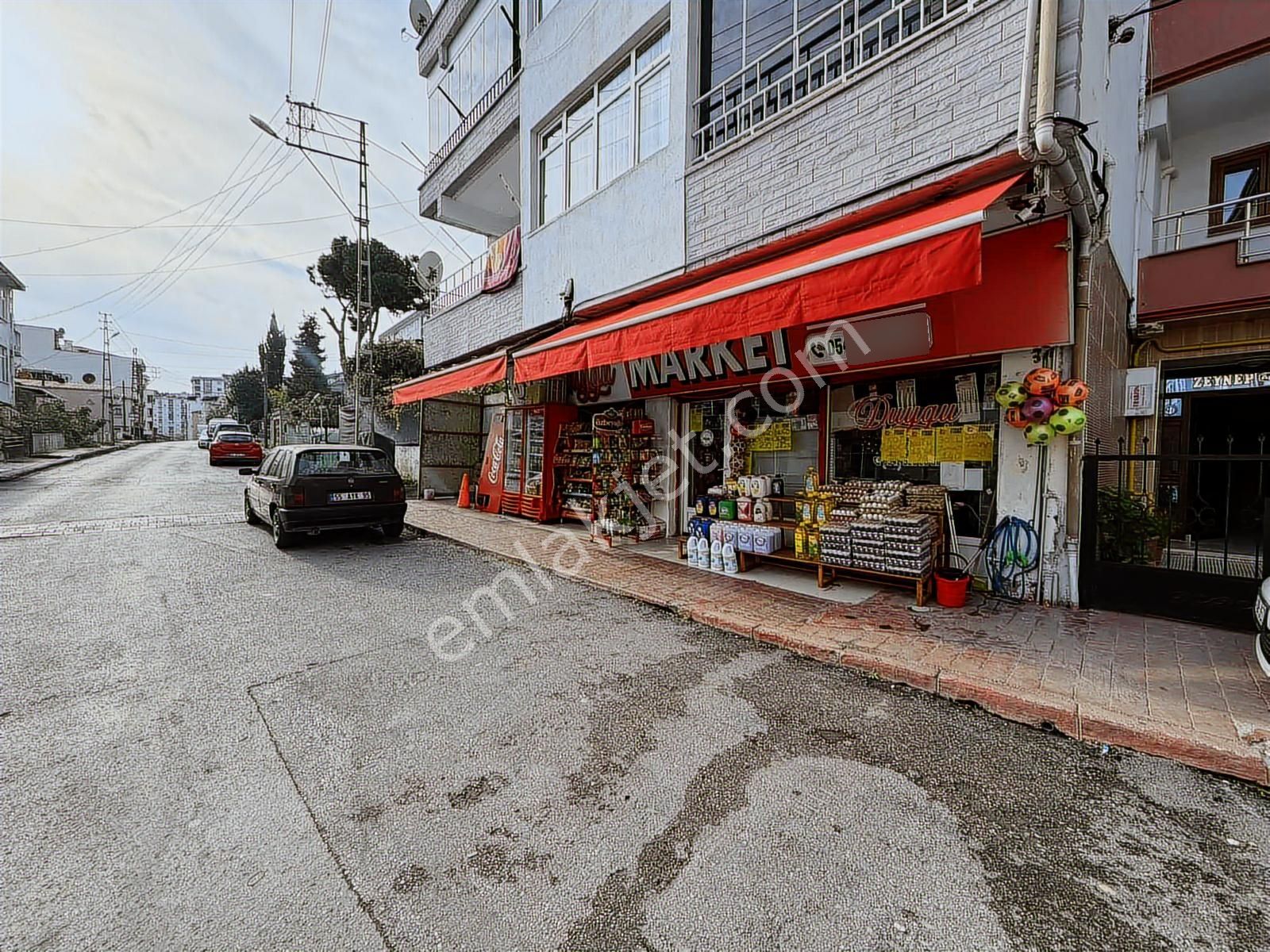 Deka Gayrimenkul'den İlkadım Nebiler Cad.üzeri Satılık 230 M²